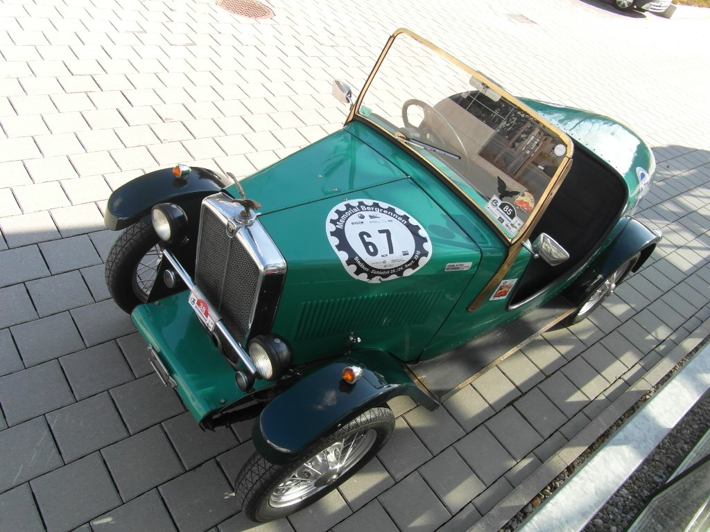 MORRIS MM 8-showroom-element-1