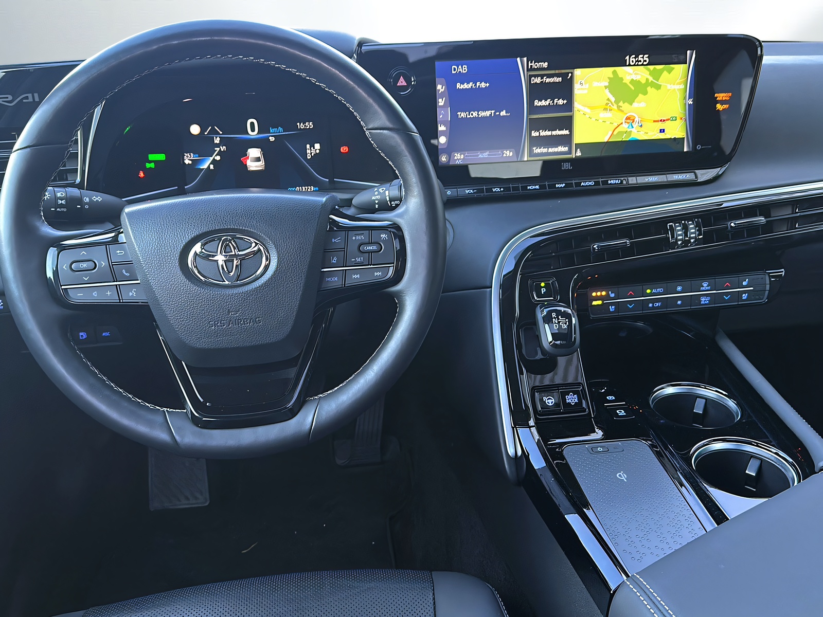 TOYOTA Mirai Fuel cell Platinum-image-8