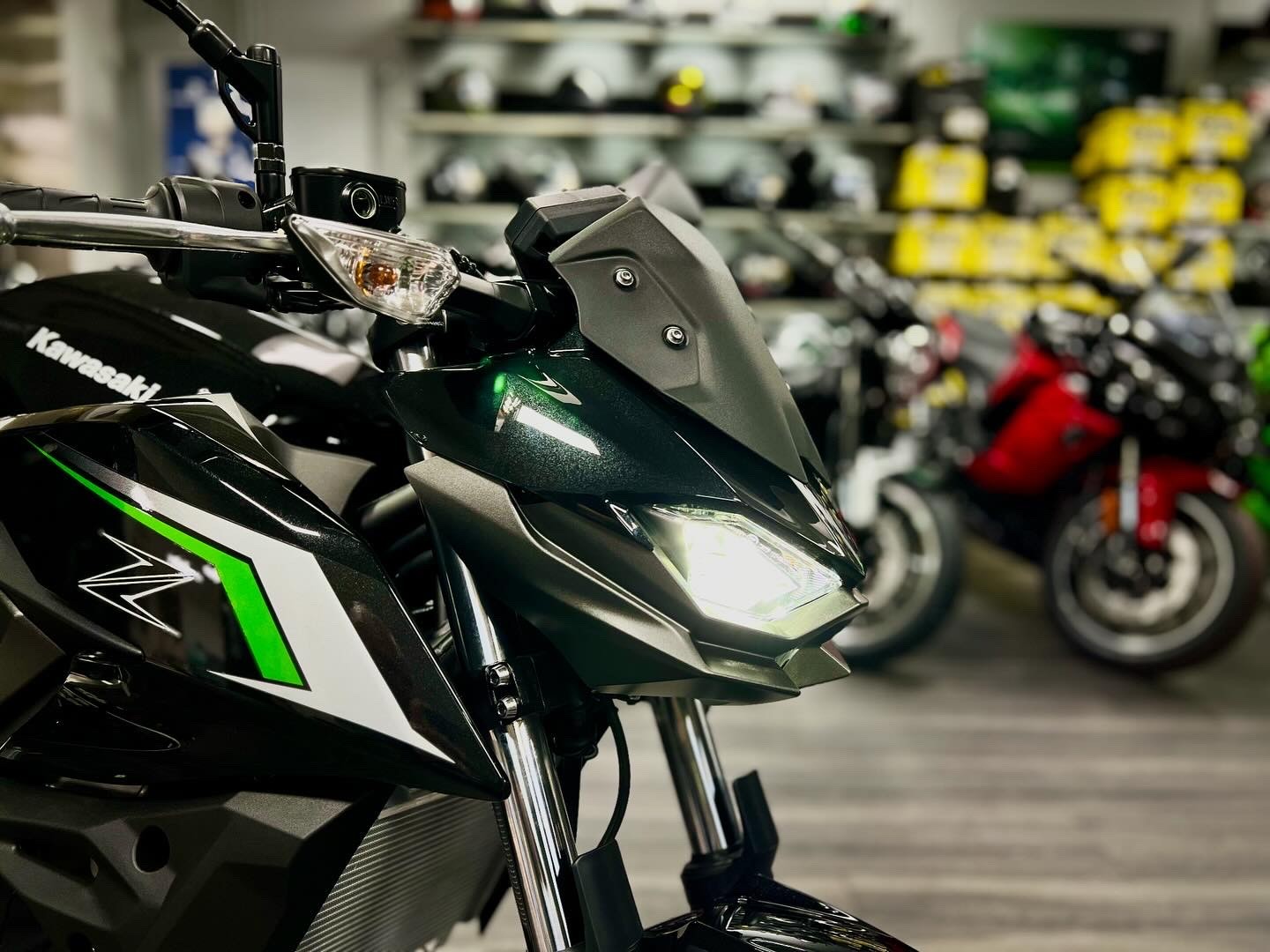 KAWASAKI Z 500-image-5