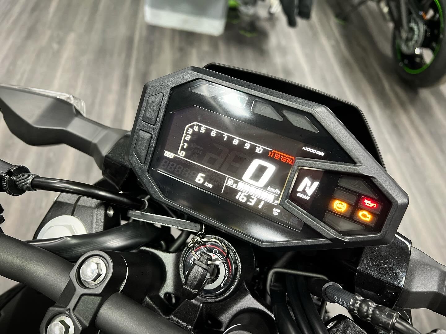 KAWASAKI Z 500-image-7
