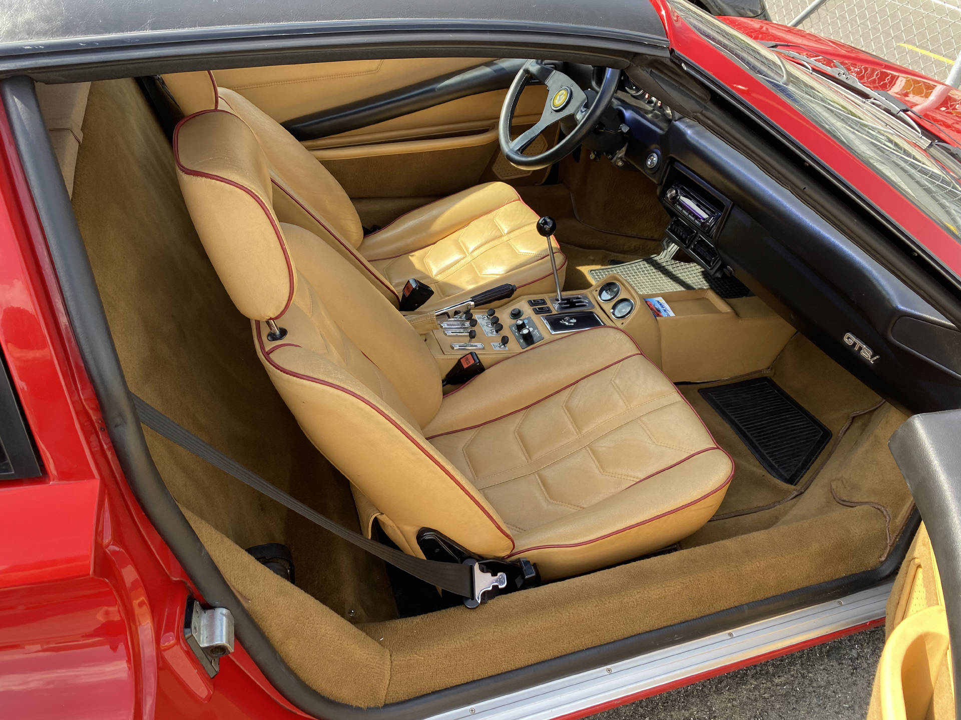 FERRARI 308 GTS Quattrovalvole (Targa)-image-11