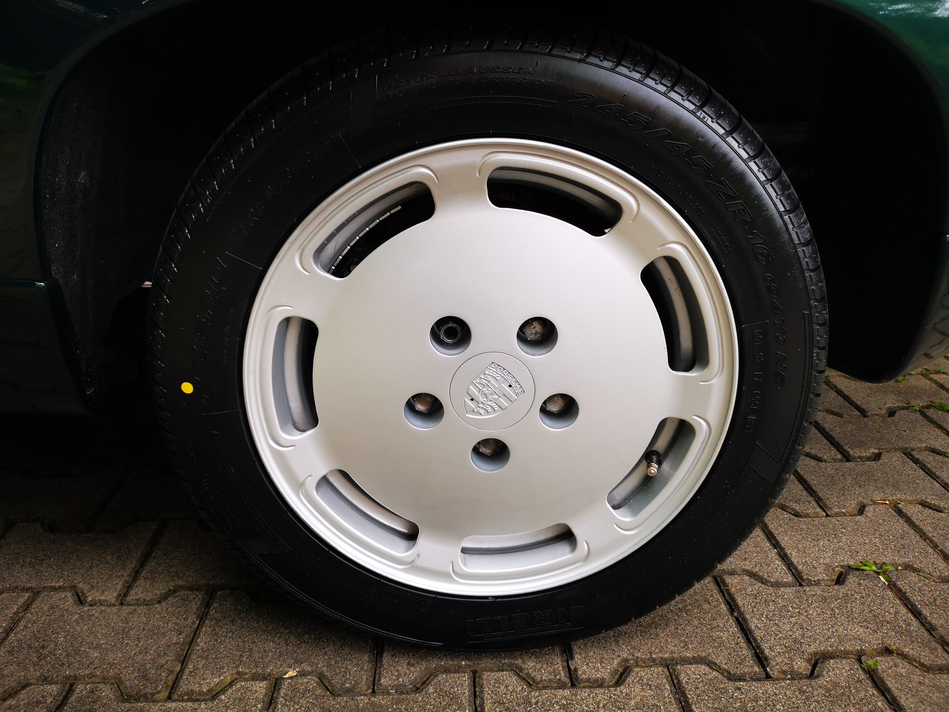 PORSCHE 928 S4-image-1