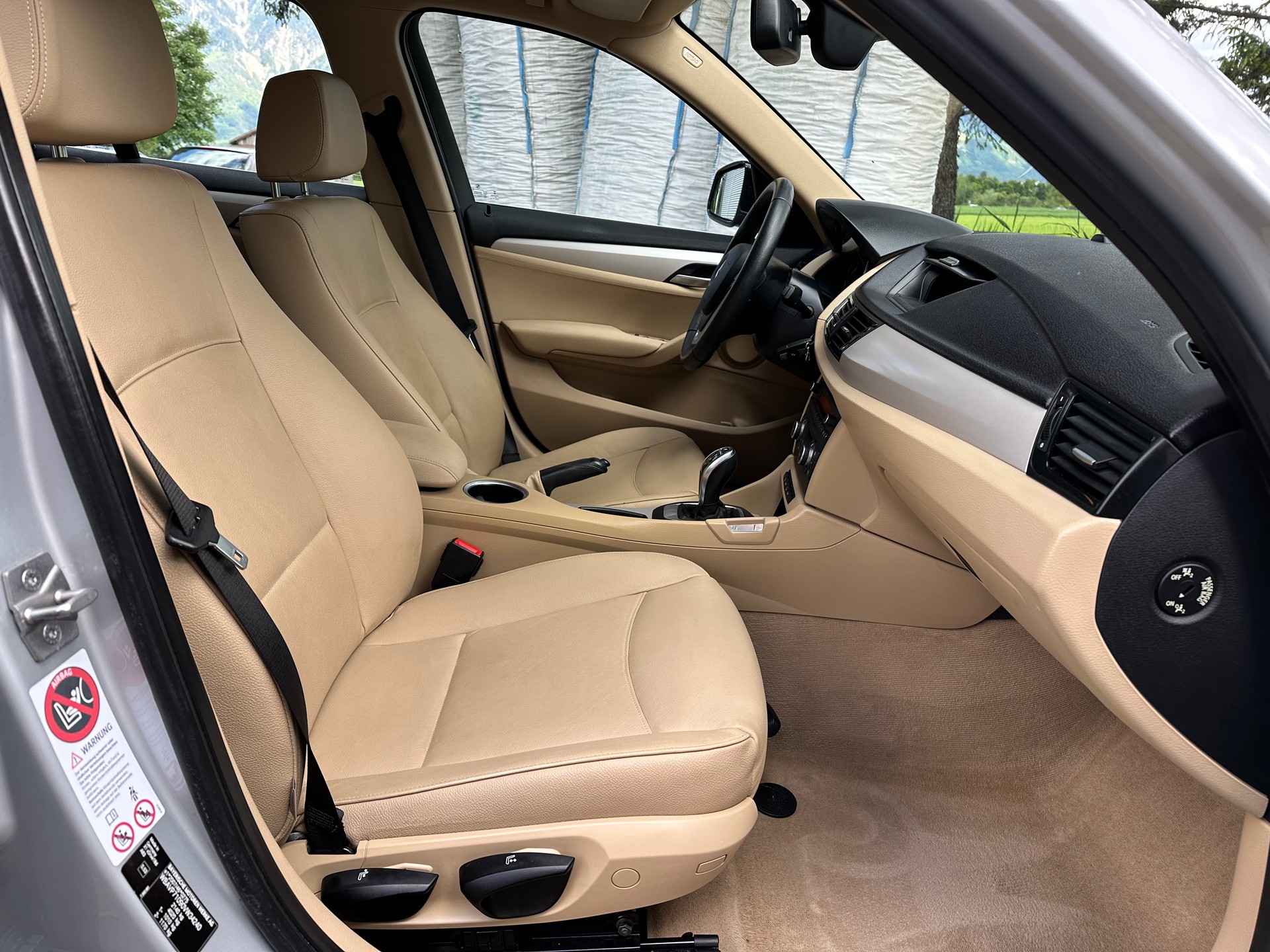 BMW X1 xDrive 18d Sport Line Steptronic-image-10