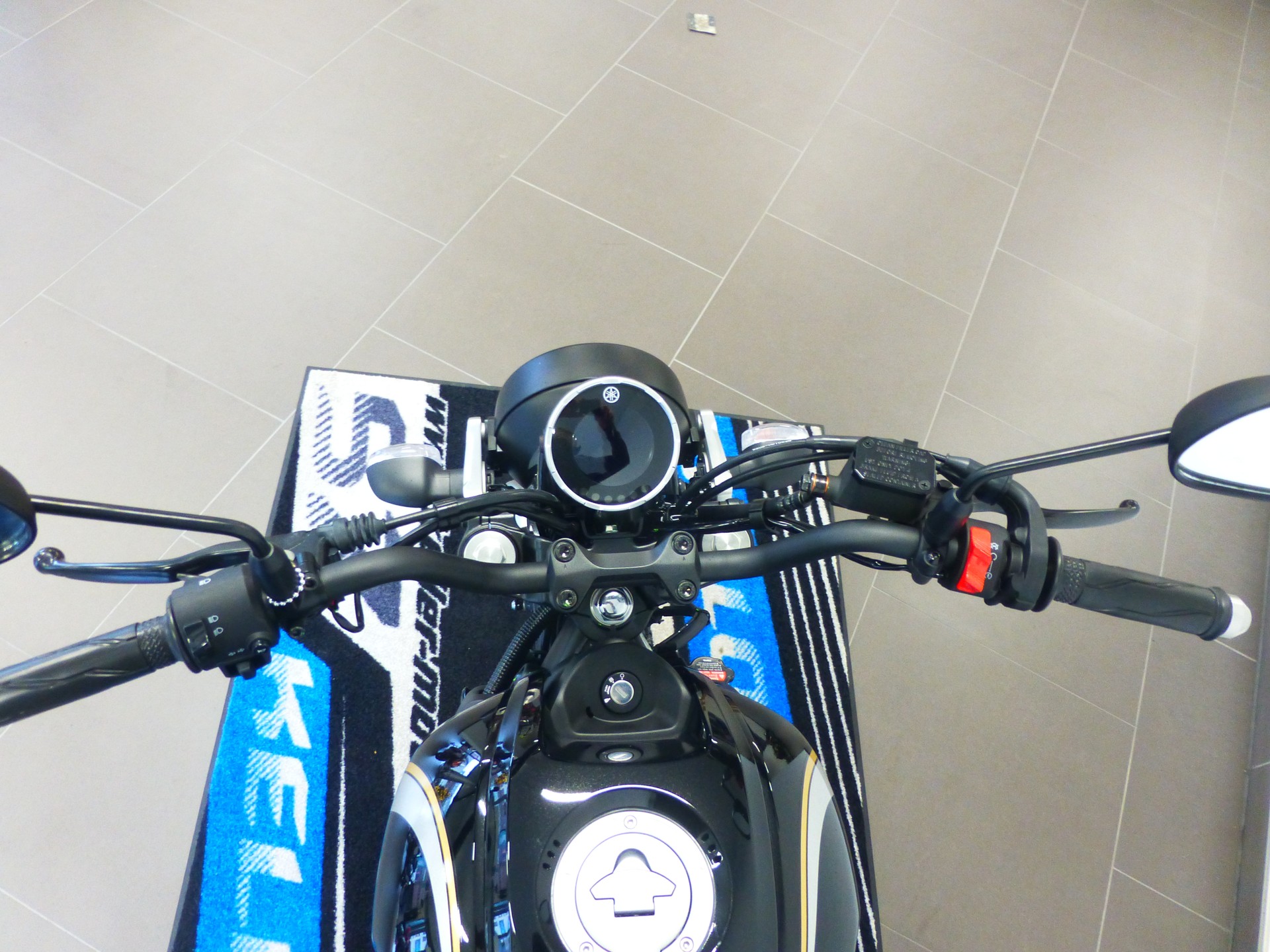 YAMAHA XSR 125 Legacy-image-5