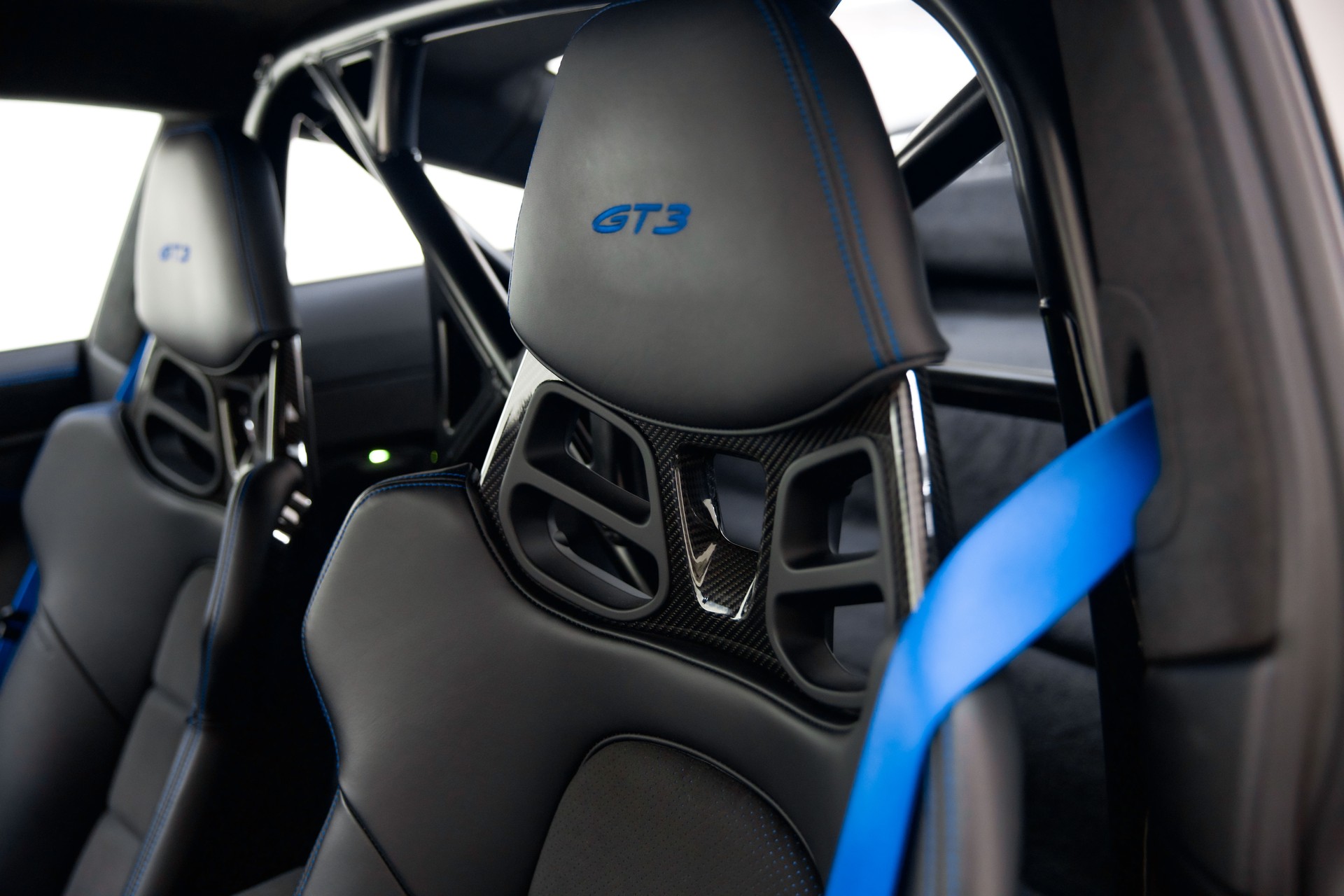 PORSCHE 911 GT3 PDK-image-22