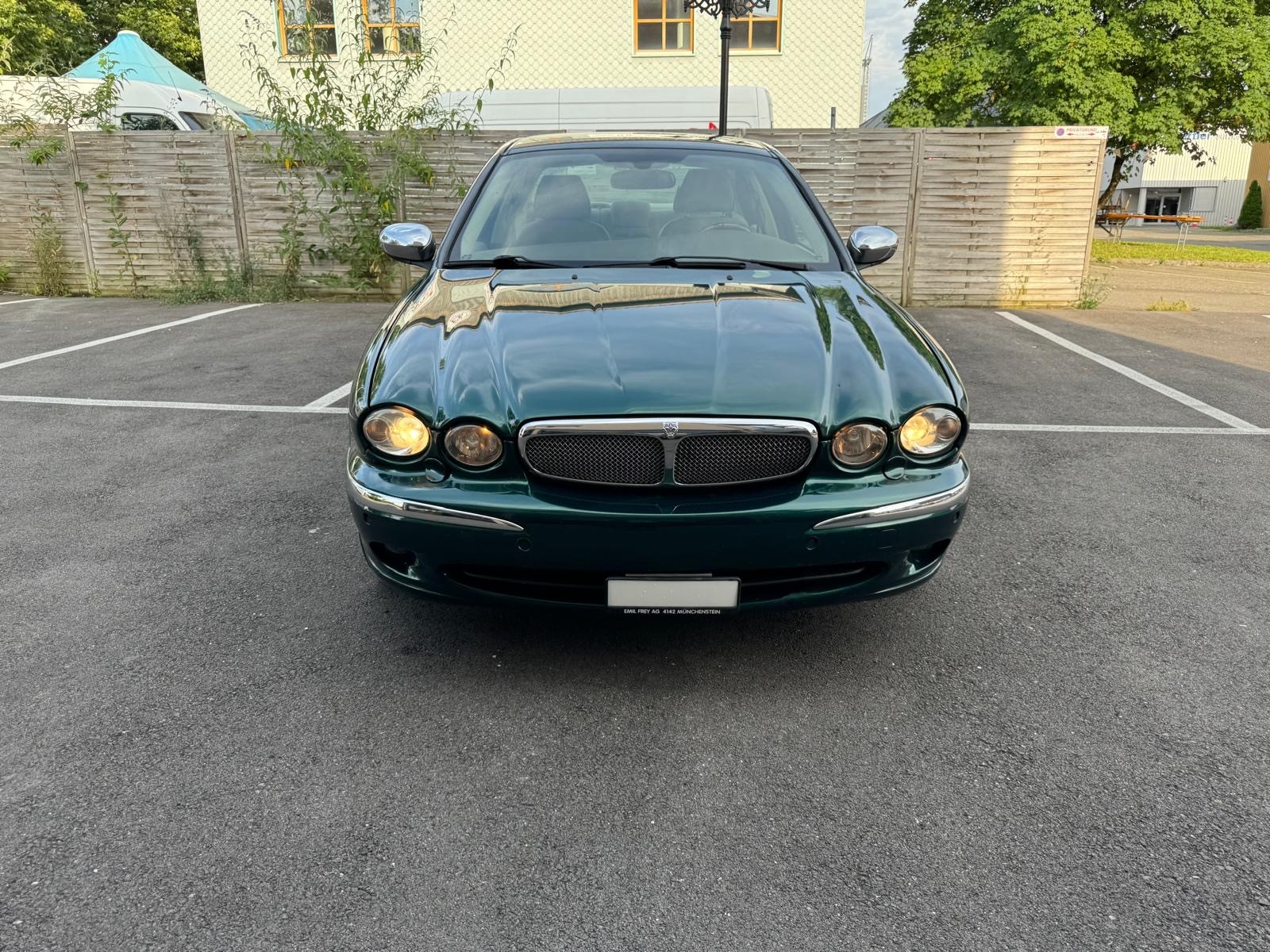 JAGUAR X-Type 3.0 V6 Traction4 Sovereign Anniv. Pack Aut.-showroom-element-1