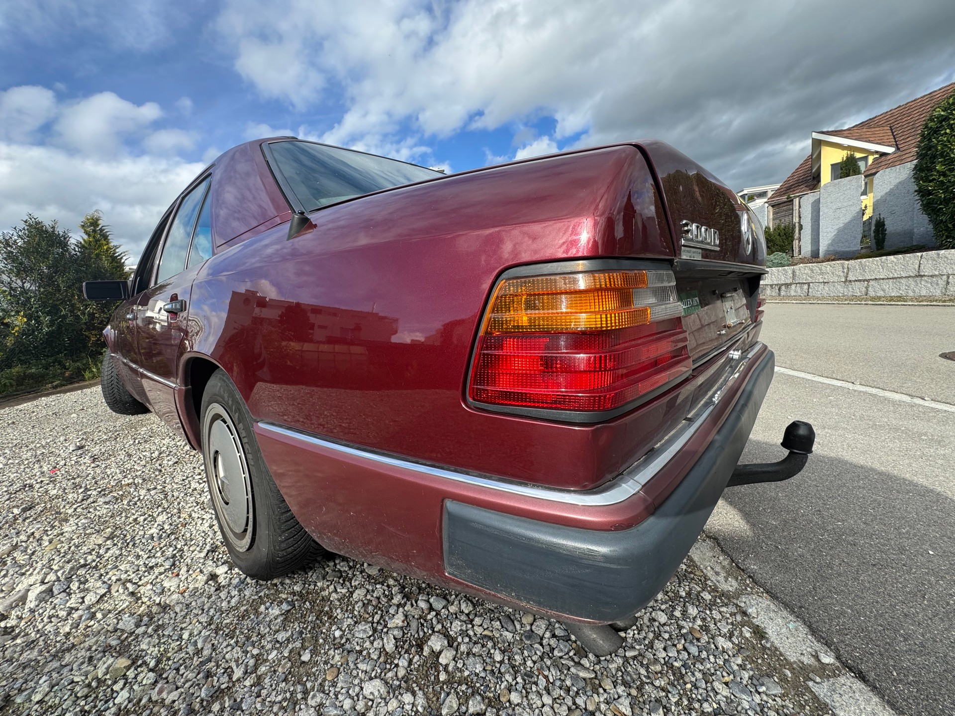 MERCEDES-BENZ 300 D Automatic-image-6