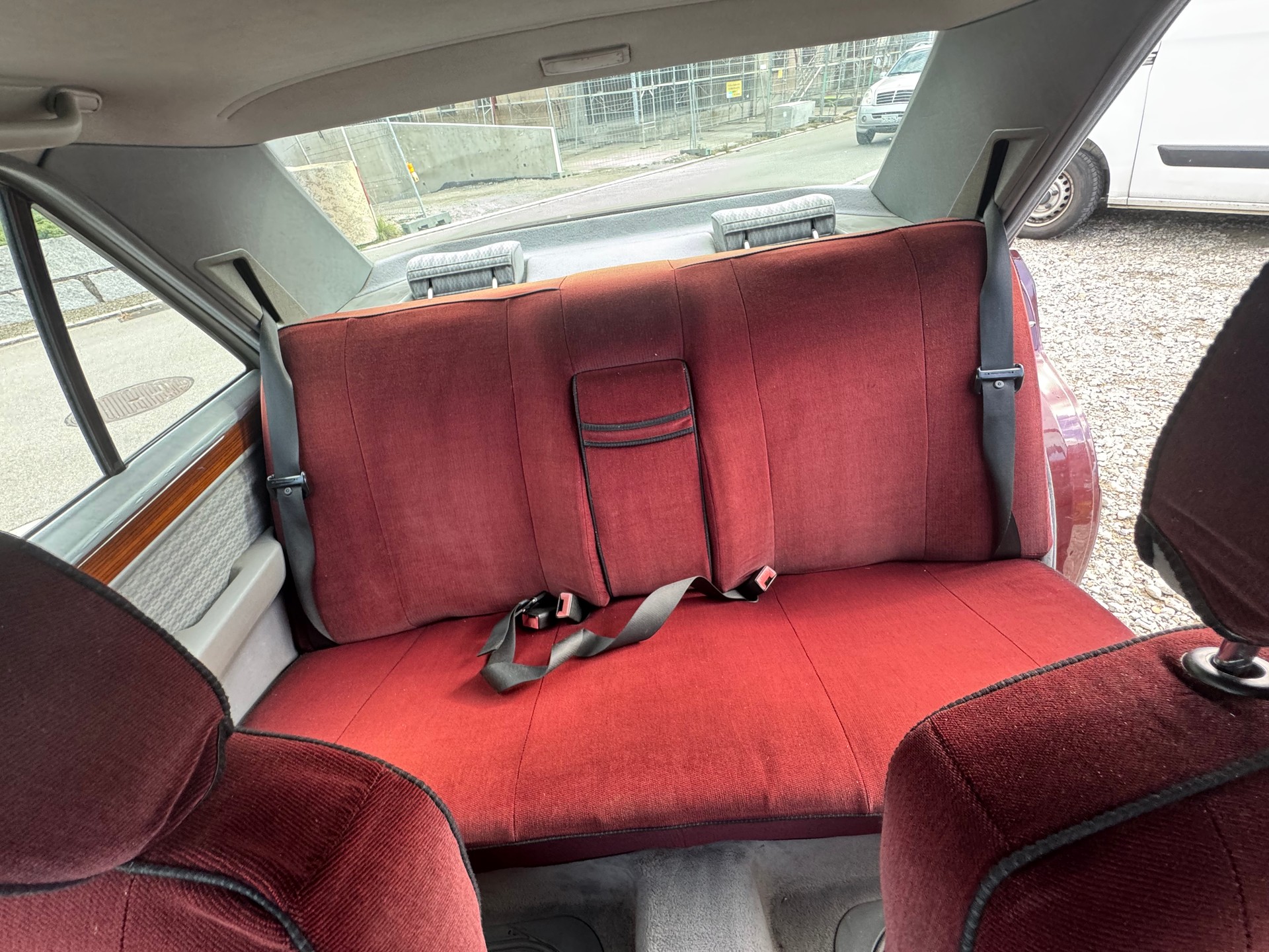 MERCEDES-BENZ 300 D Automatic-image-12