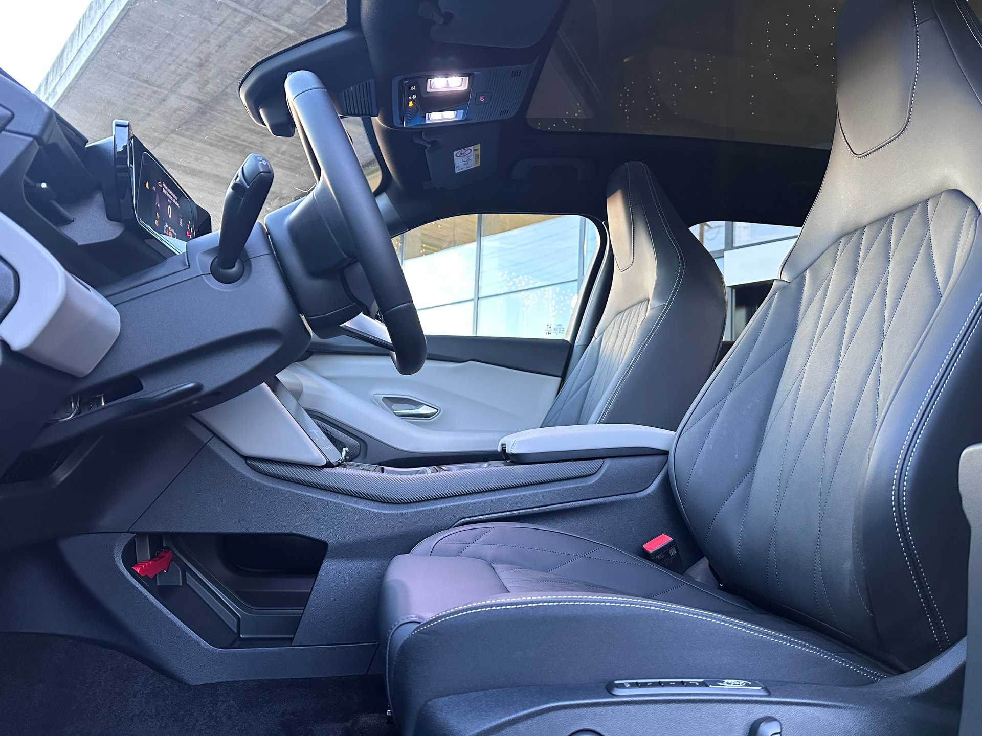 FORD Capri Elektro 79kWh Dual Extended Range Premium AWD-image-9