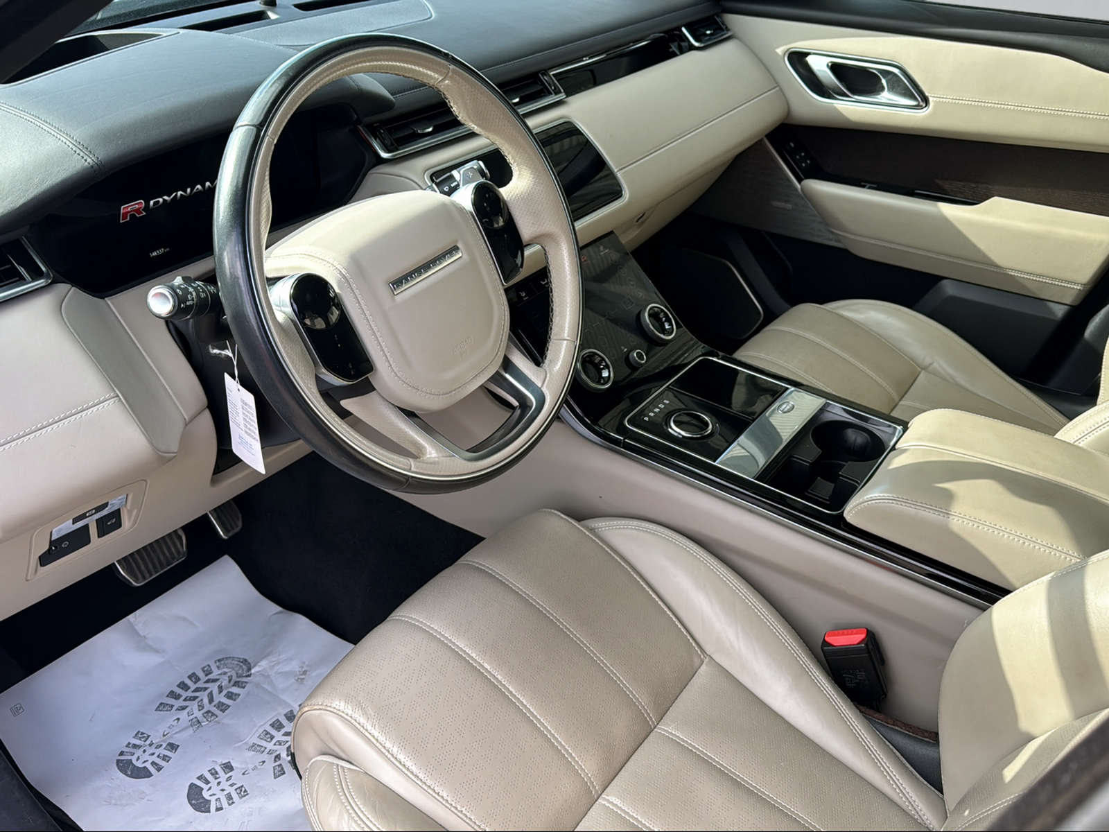 LAND ROVER Range Rover Velar R-Dynamic D 300 Automatic-image-9