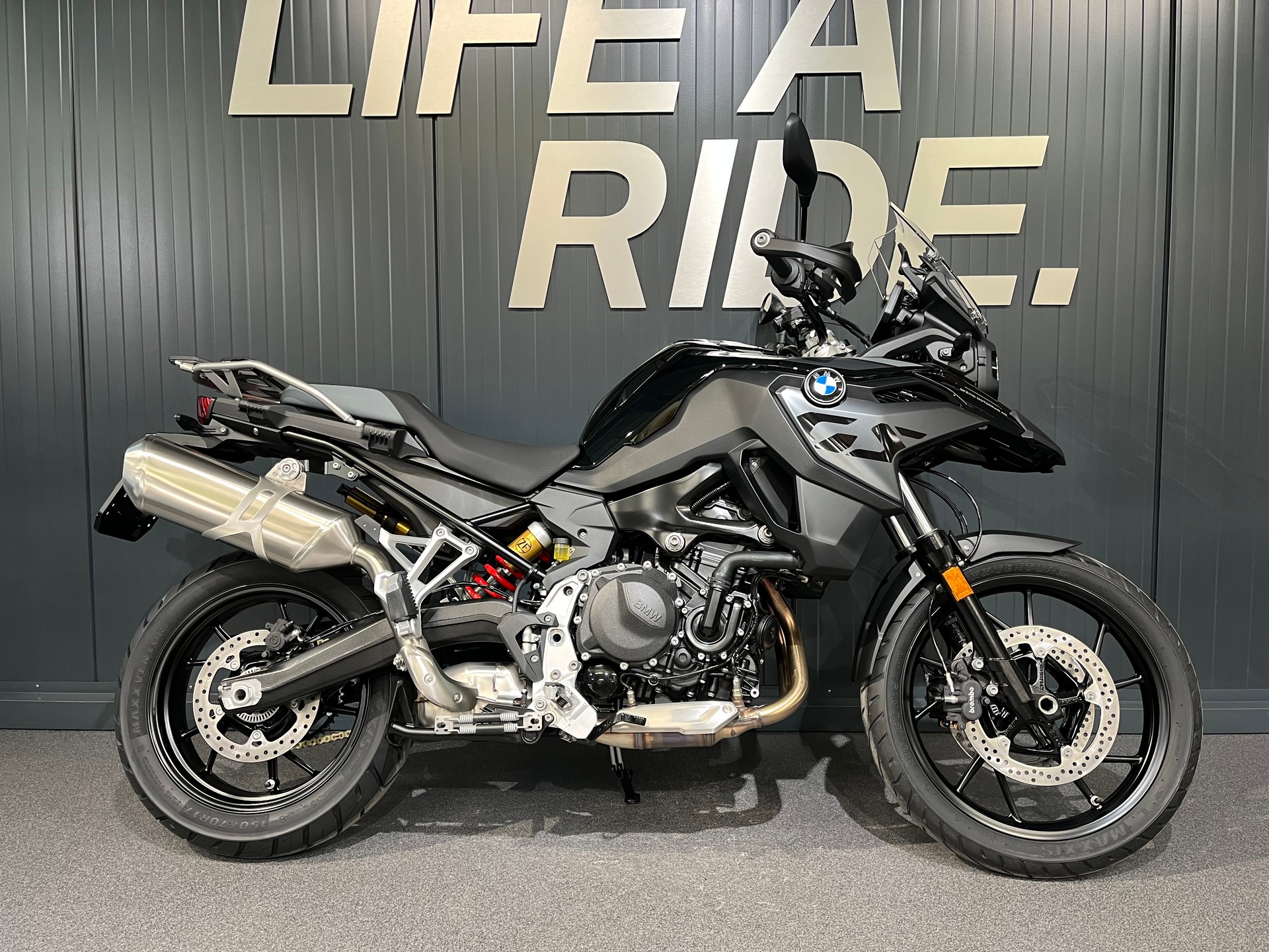 BMW F 800 GS-image-0
