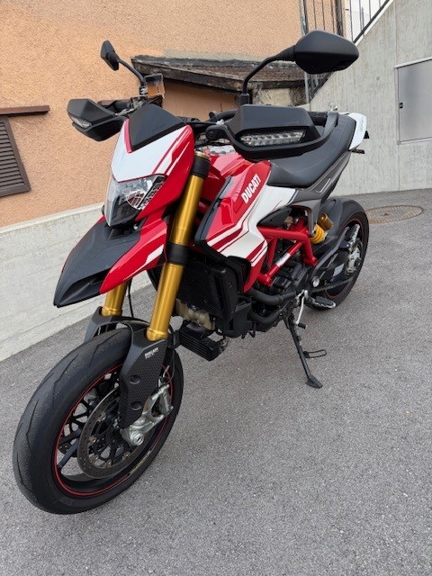 DUCATI Hypermotard 939 SP-image-1