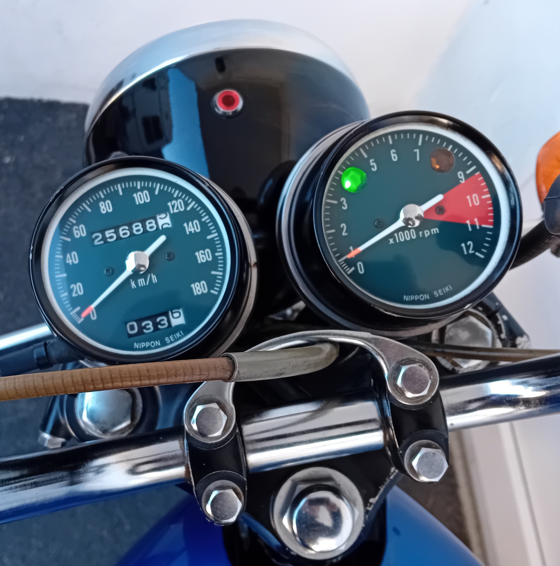 HONDA B4-image-5