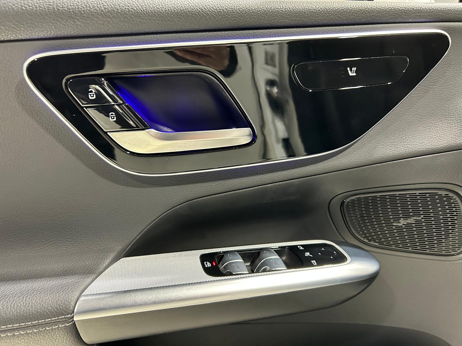 MERCEDES-BENZ GLC 220 d Avantgarde 4matic CH FAHRZEUG-image-18