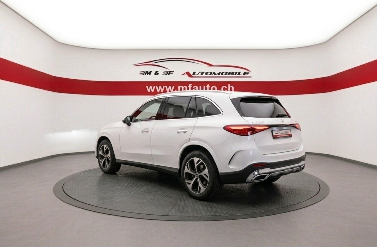 MERCEDES-BENZ GLC 220 d Avantgarde 4matic CH FAHRZEUG-showroom-element-2