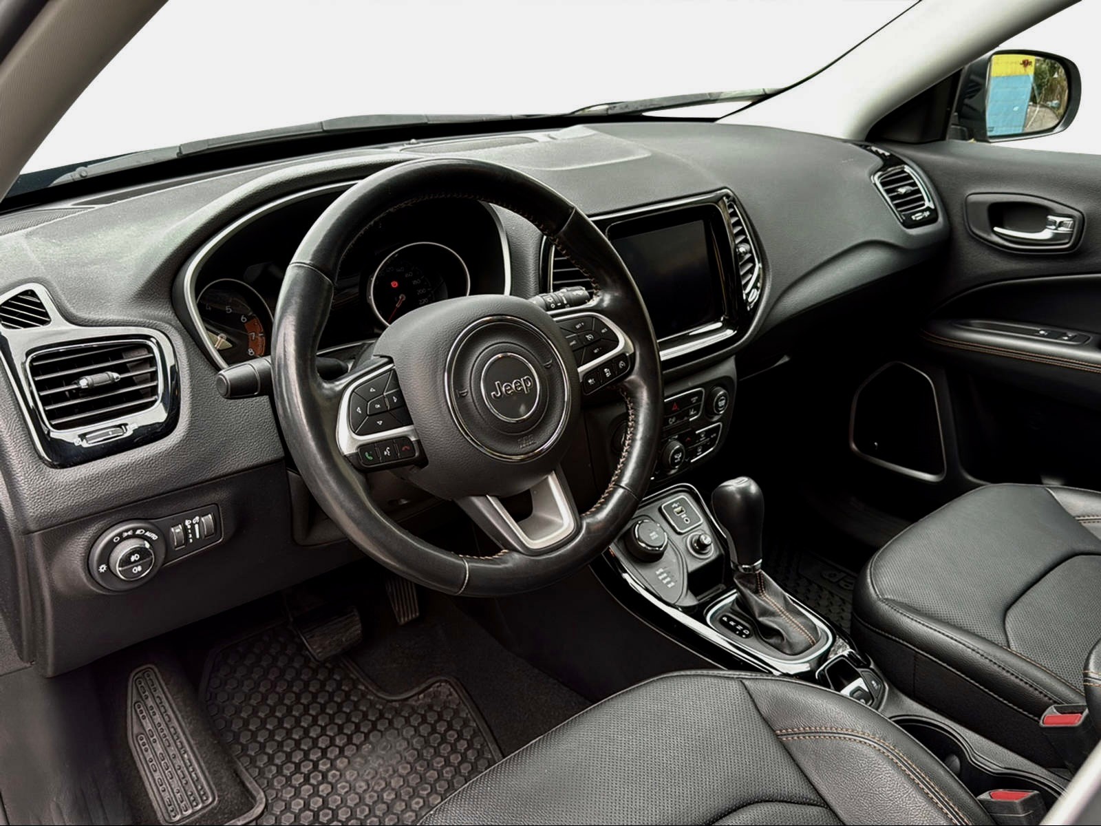 JEEP Compass 1.4 Turbo Limited AWD 9ATX-showroom-element-1