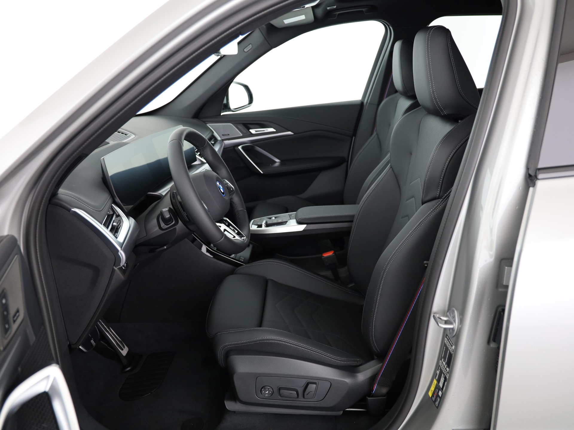 BMW iX 30 xDrive-showroom-element-3