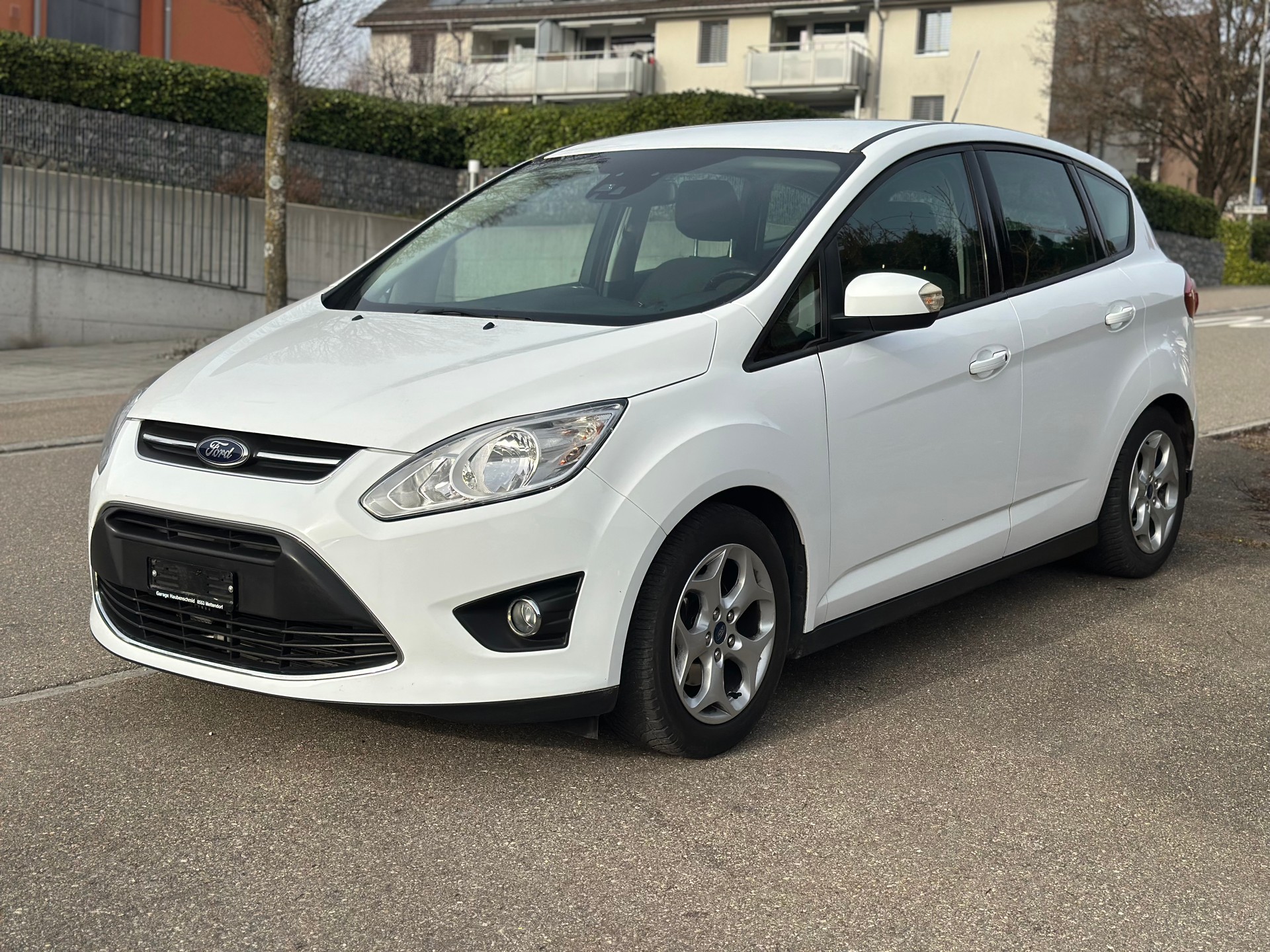 FORD C-Max 1.0 SCTi Titanium