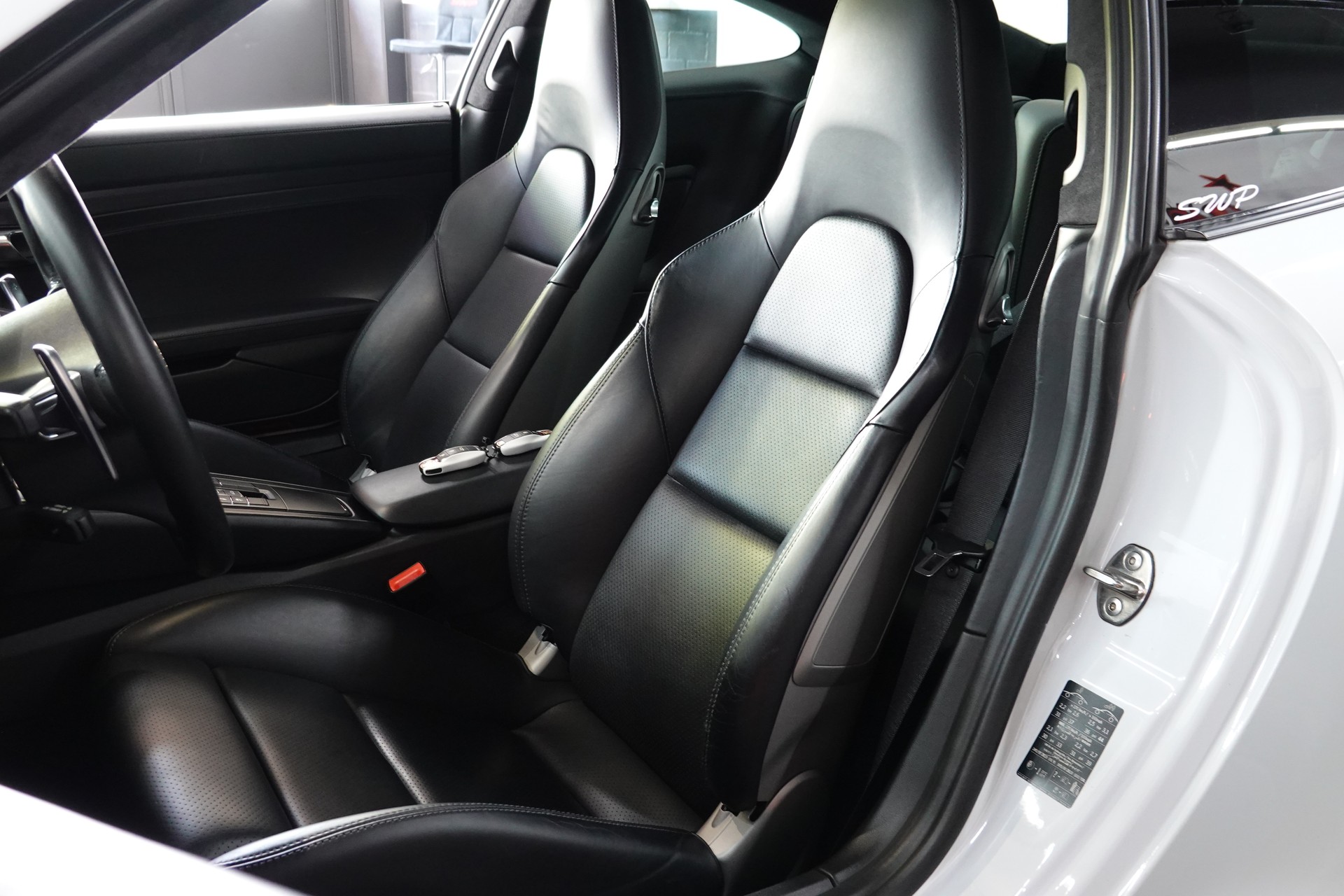 PORSCHE 911 CARRERA 4 GTS PDK CH-FZ DER SCHLICHTE ALLES KÖNNER ON TOP-image-34
