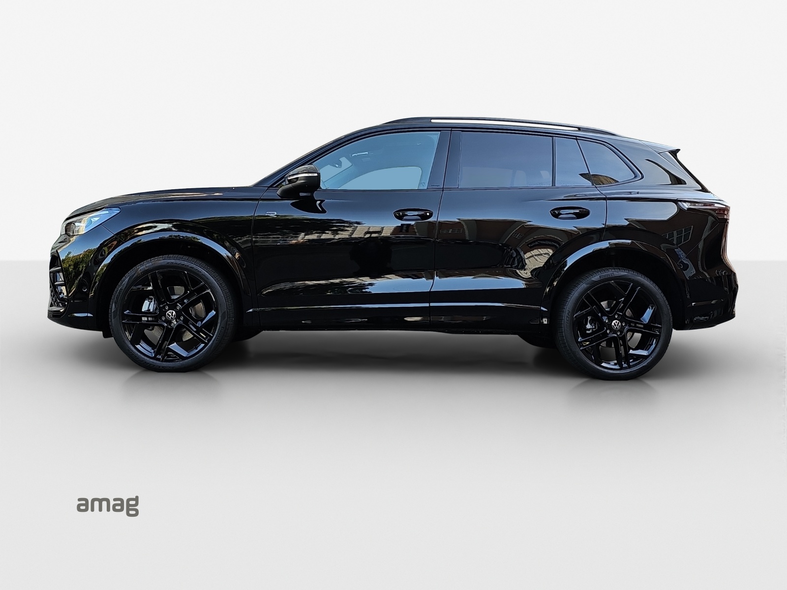 VW Tiguan 2.0 TDI SCR R-Line 4Motion DSG-showroom-element-1