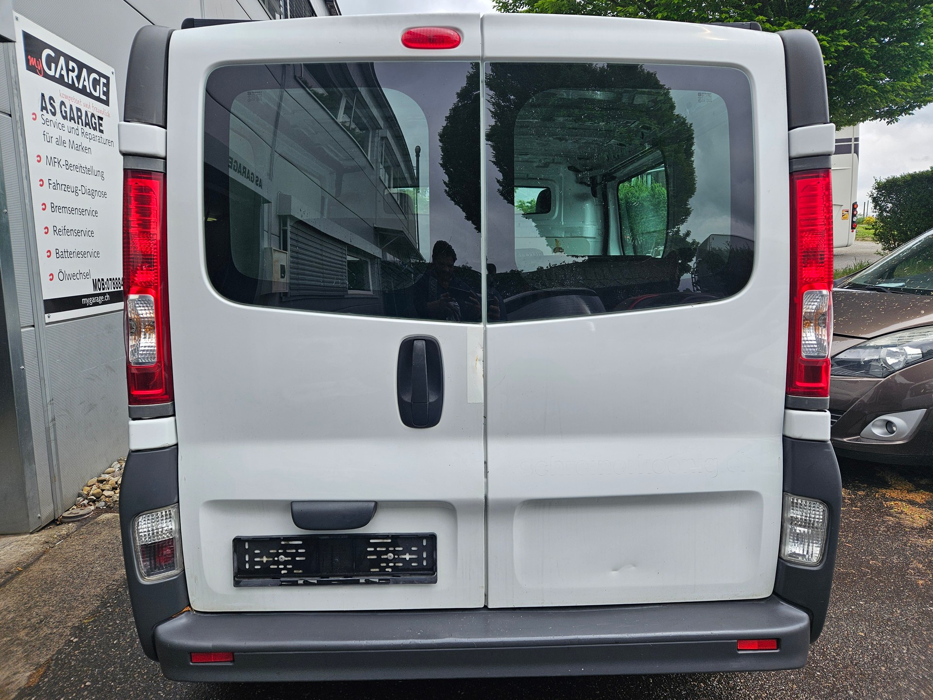 RENAULT Trafic 2.0 dCi 115 2.9t L2H1-image-4