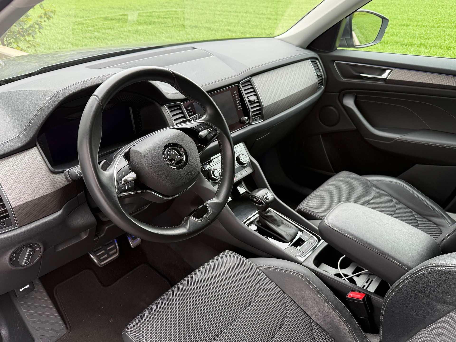 SKODA Kodiaq 2.0 TSI 4x4 Style-image-6