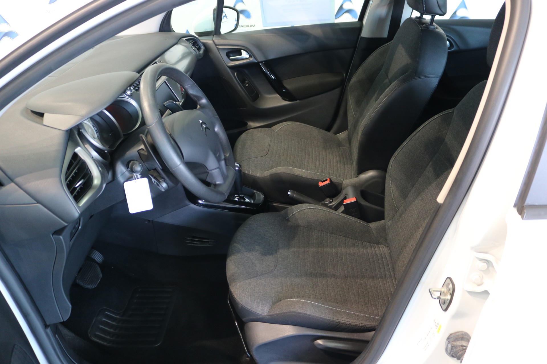 CITROEN C3 1.2i Séduction ETG5-image-5