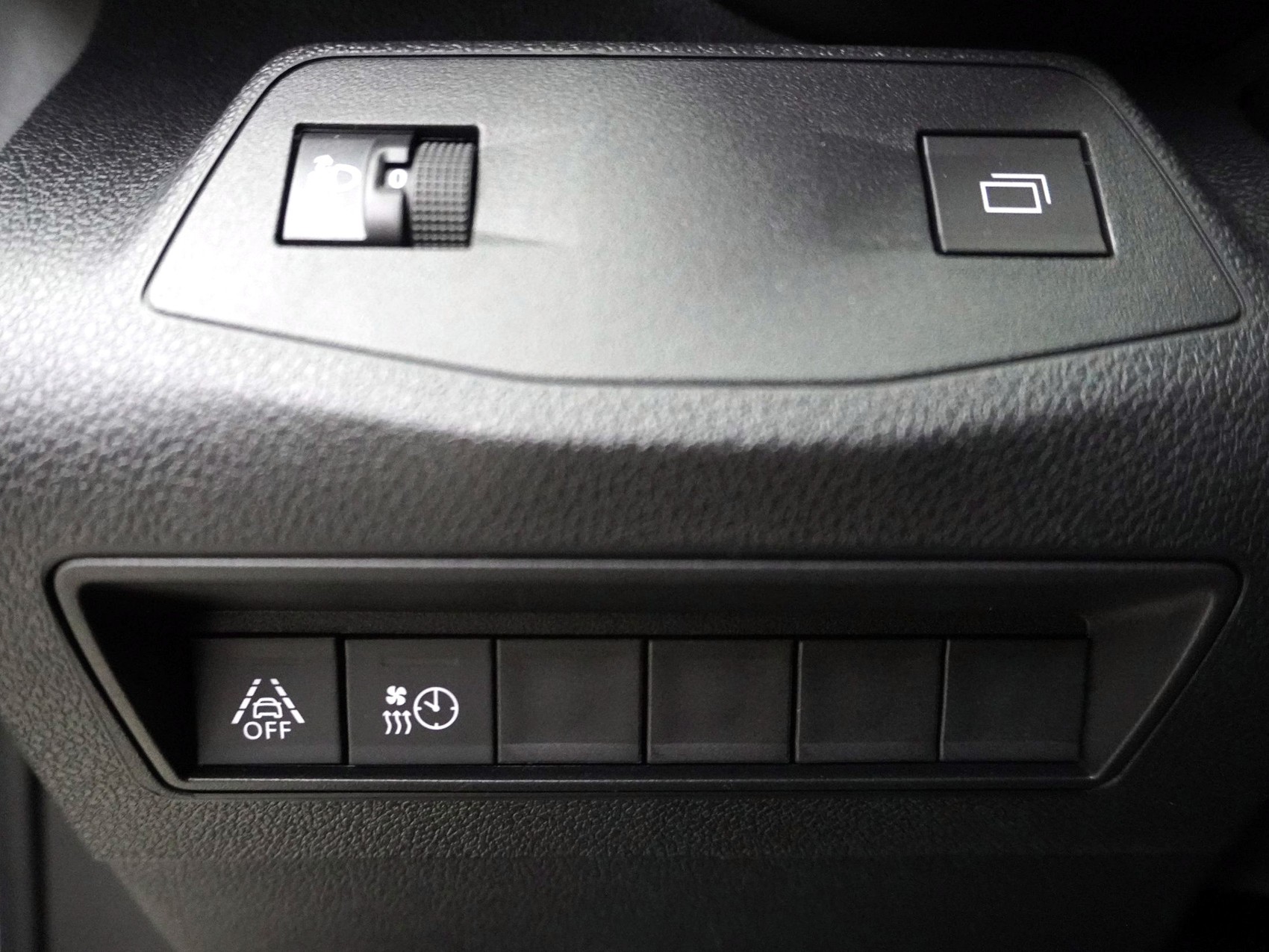 TOYOTA Proace City Van L2 52KWh Active-image-18