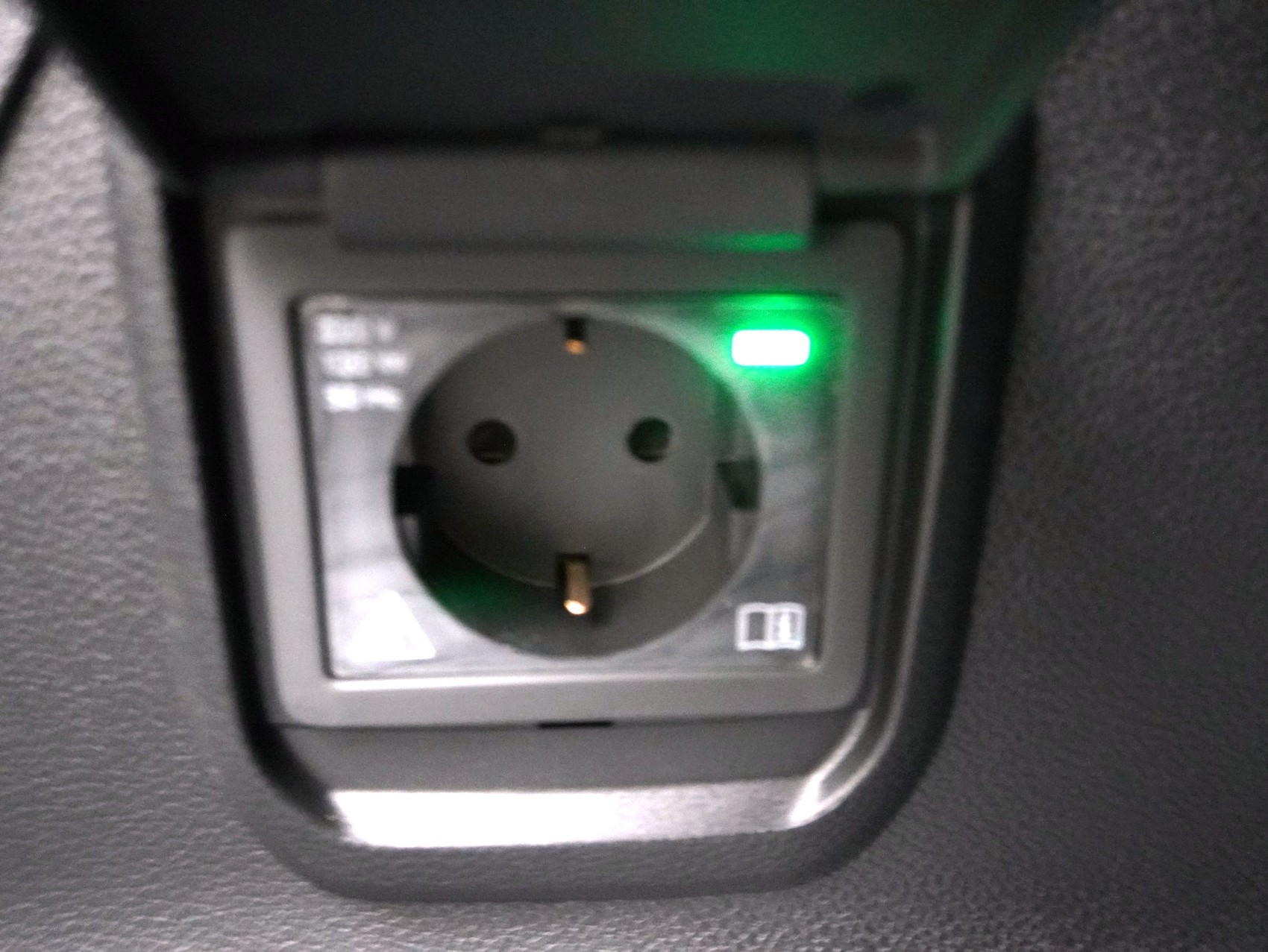 TOYOTA Proace City Van L2 52KWh Active-image-13