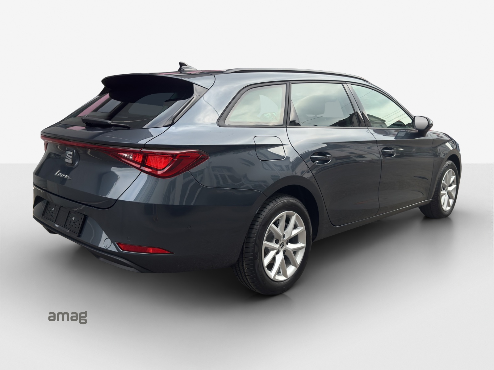 SEAT Leon ST 1.5 eTSI mHEV DSG Go-image-4
