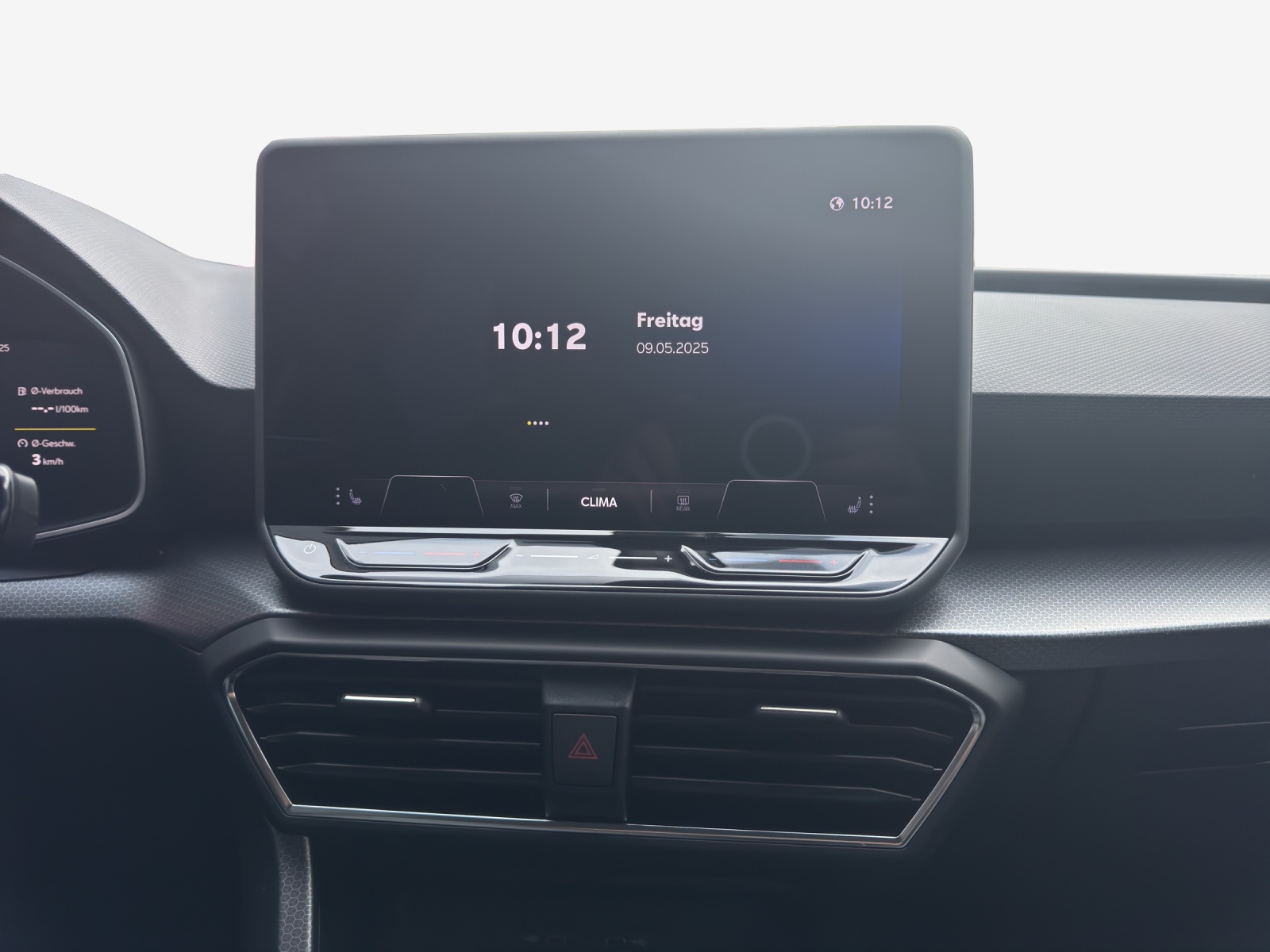 SEAT Leon ST 1.5 eTSI mHEV DSG Go-image-10
