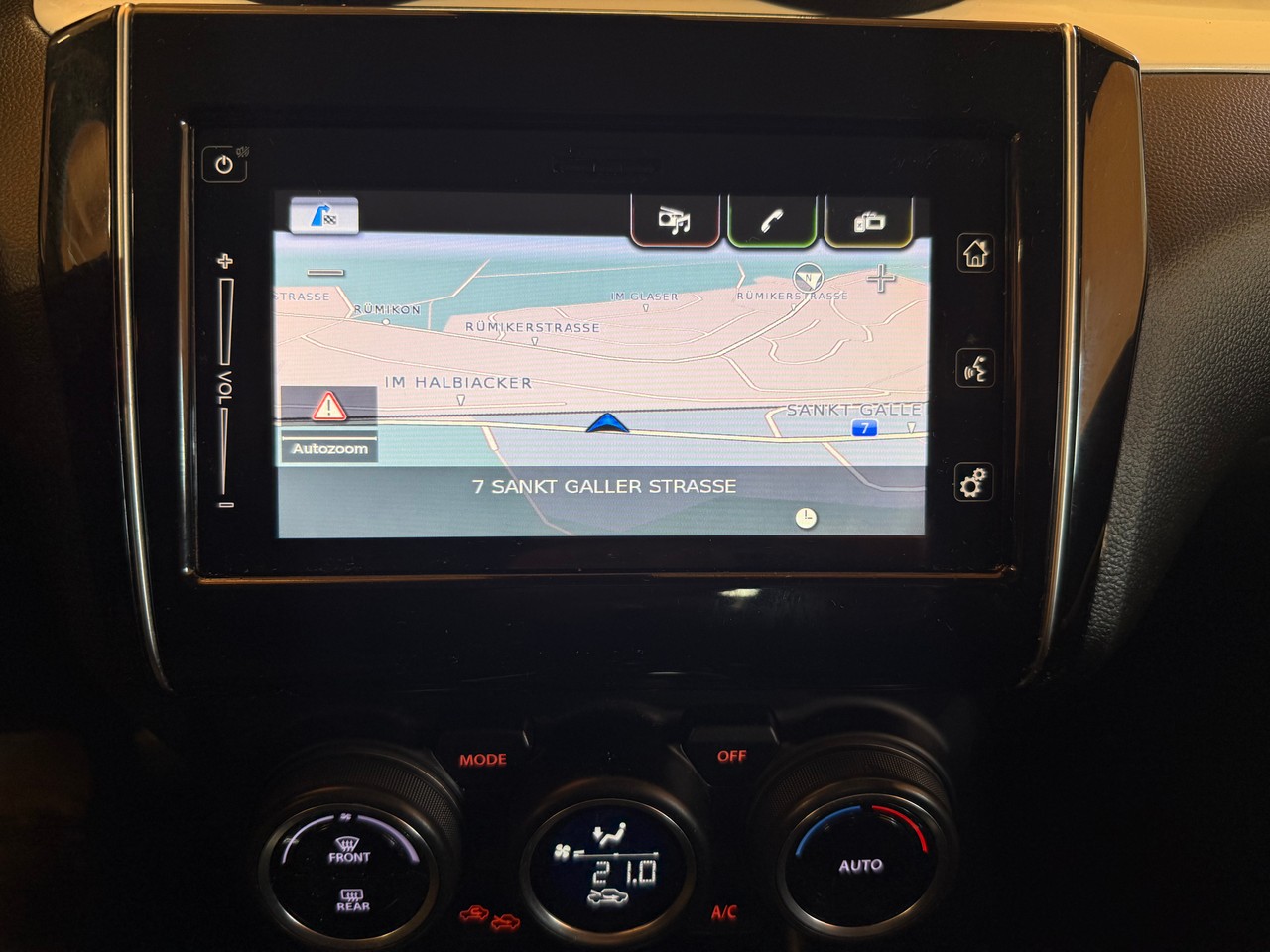 SUZUKI Swift 1.0 12V Compact Top Automatic-image-12