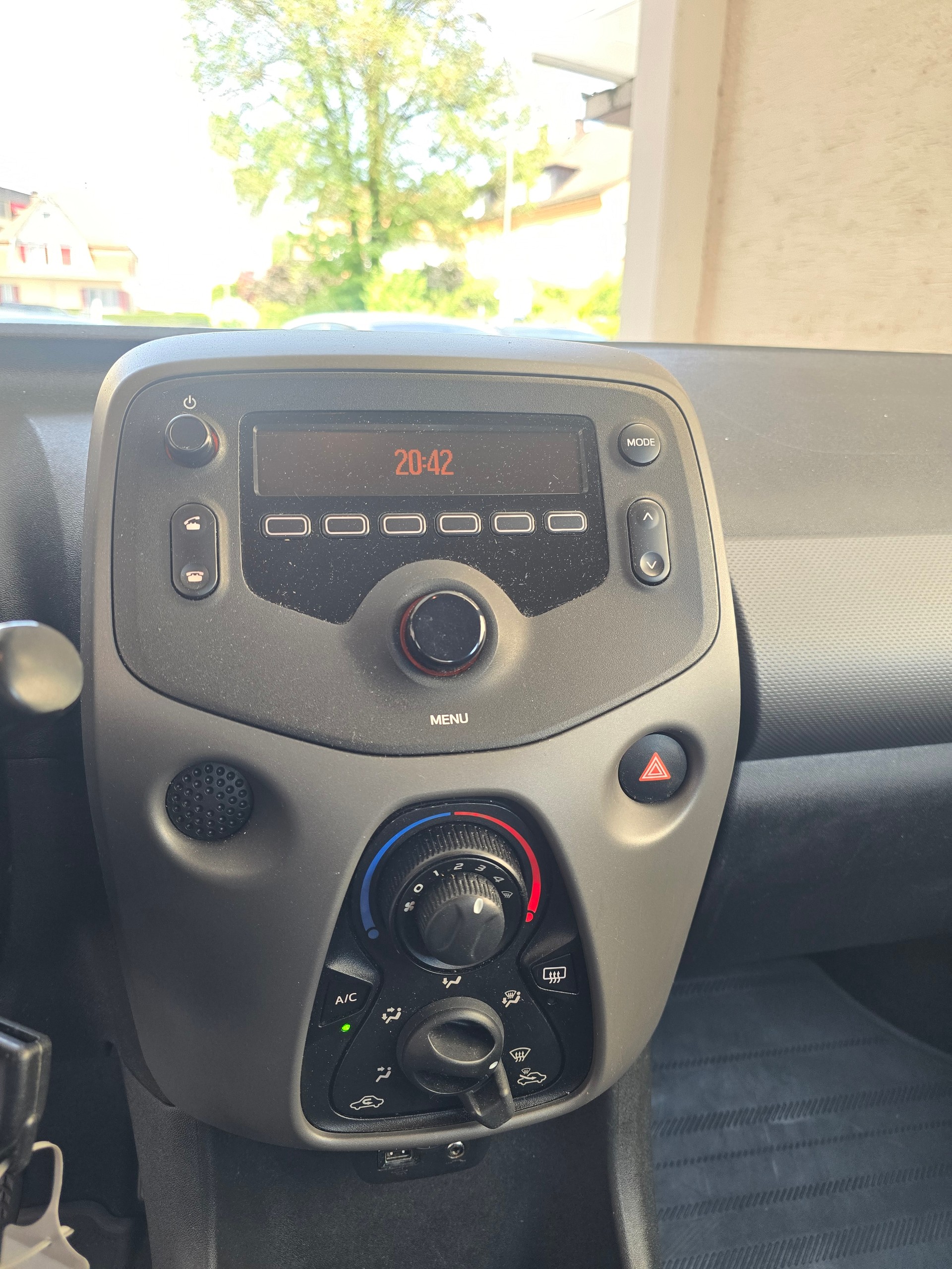 PEUGEOT 108 1.0 VTi Collection Top ETG-image-14