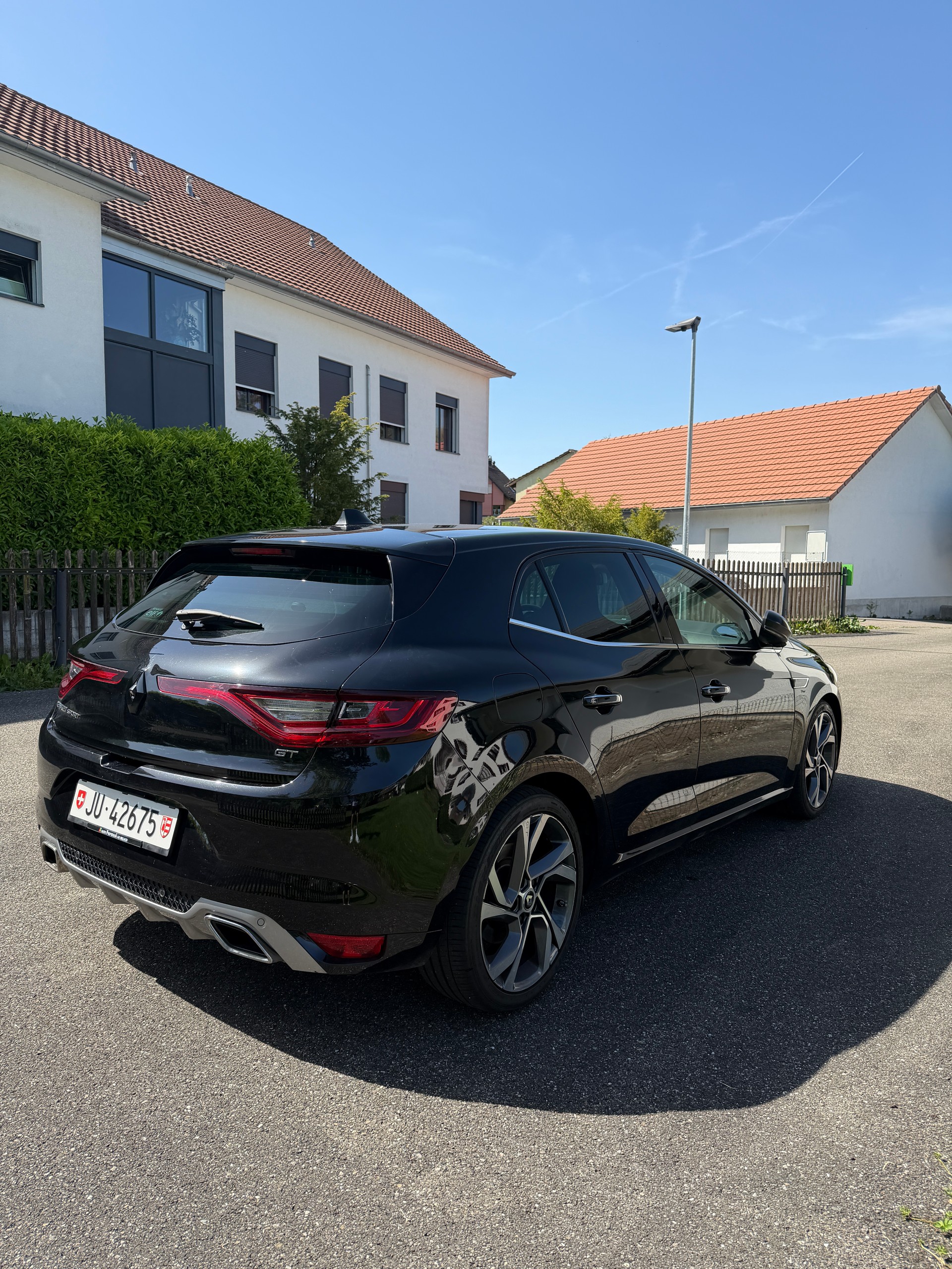RENAULT 1.6 TCe 205 GT EDC-image-1