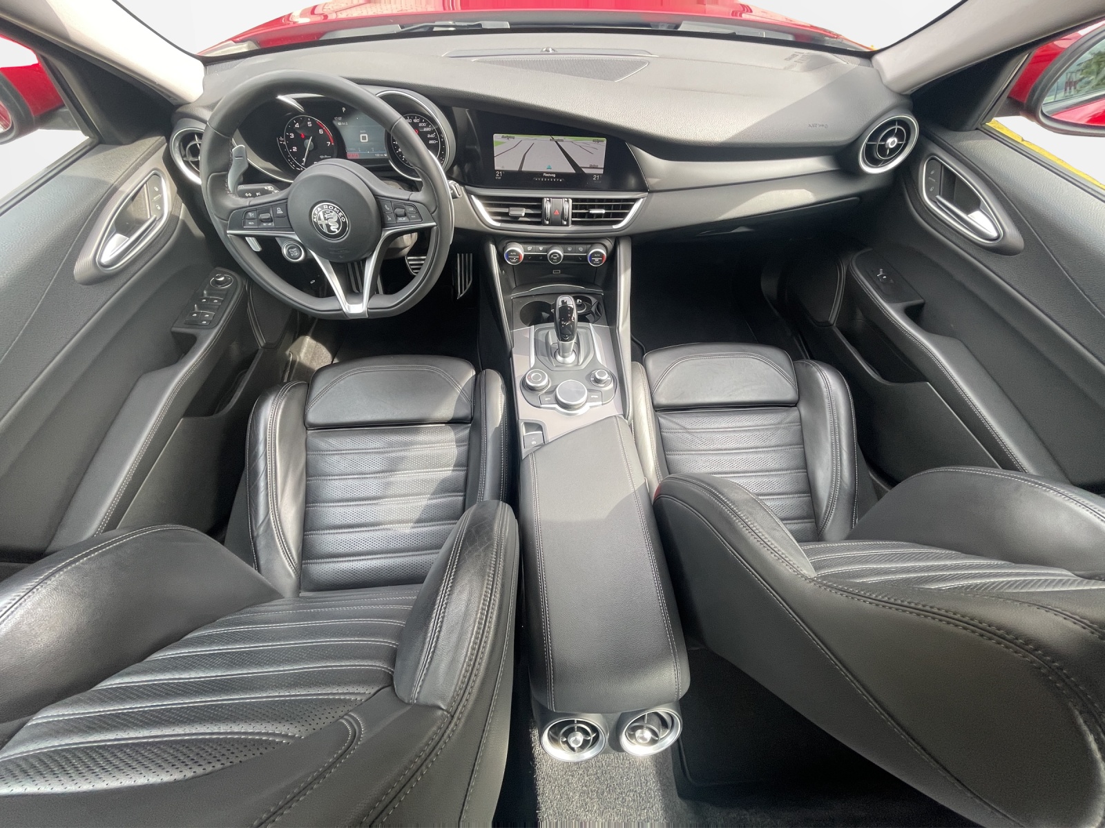 ALFA ROMEO Giulia 2.0 Q4 Veloce-image-10