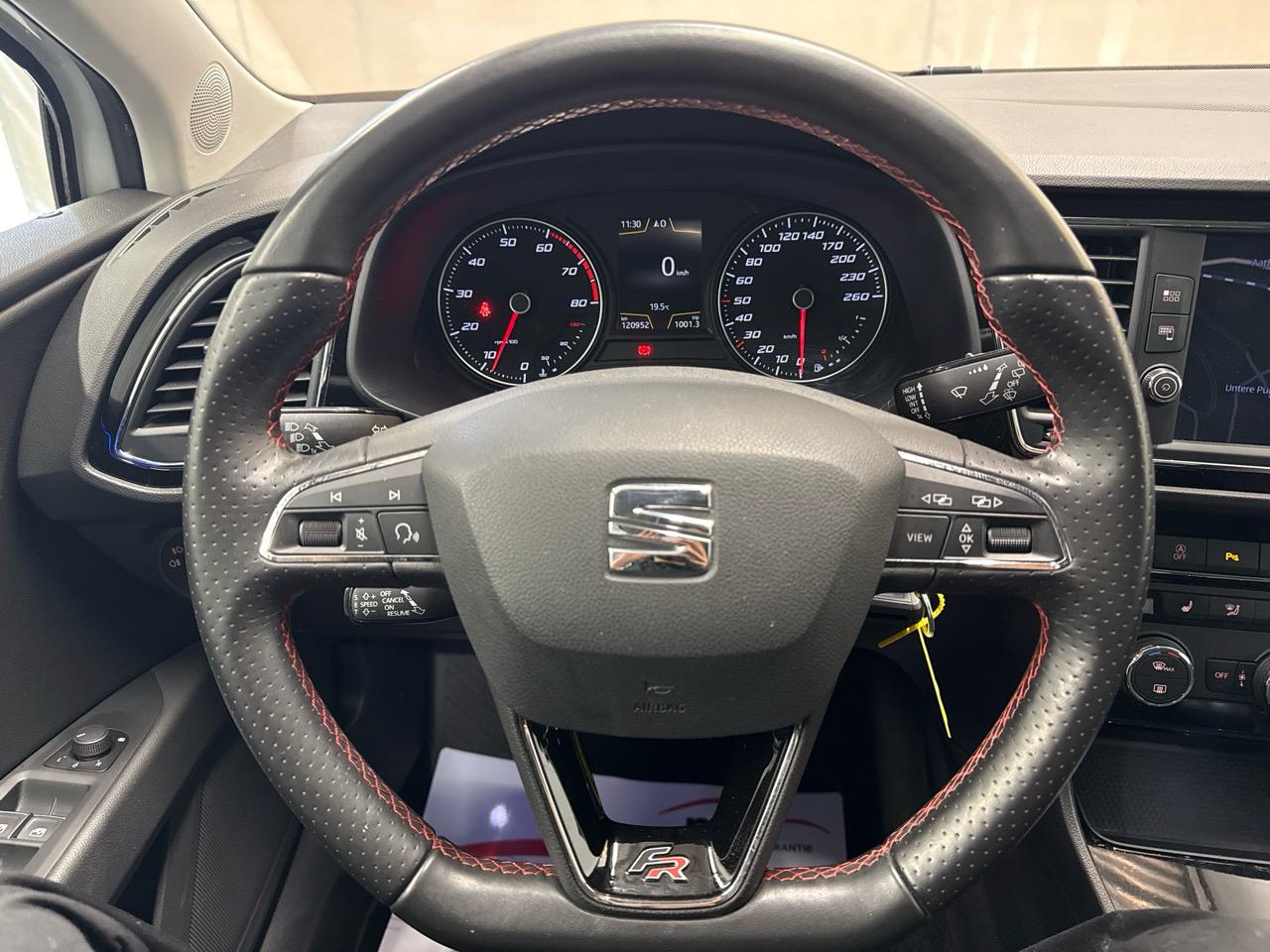 SEAT Leon 1.4 TSI ACT FR-image-8