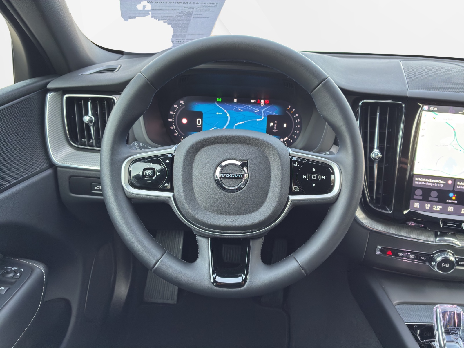 VOLVO XC60 2.0 B5 MH Plus Dark AWD-image-11