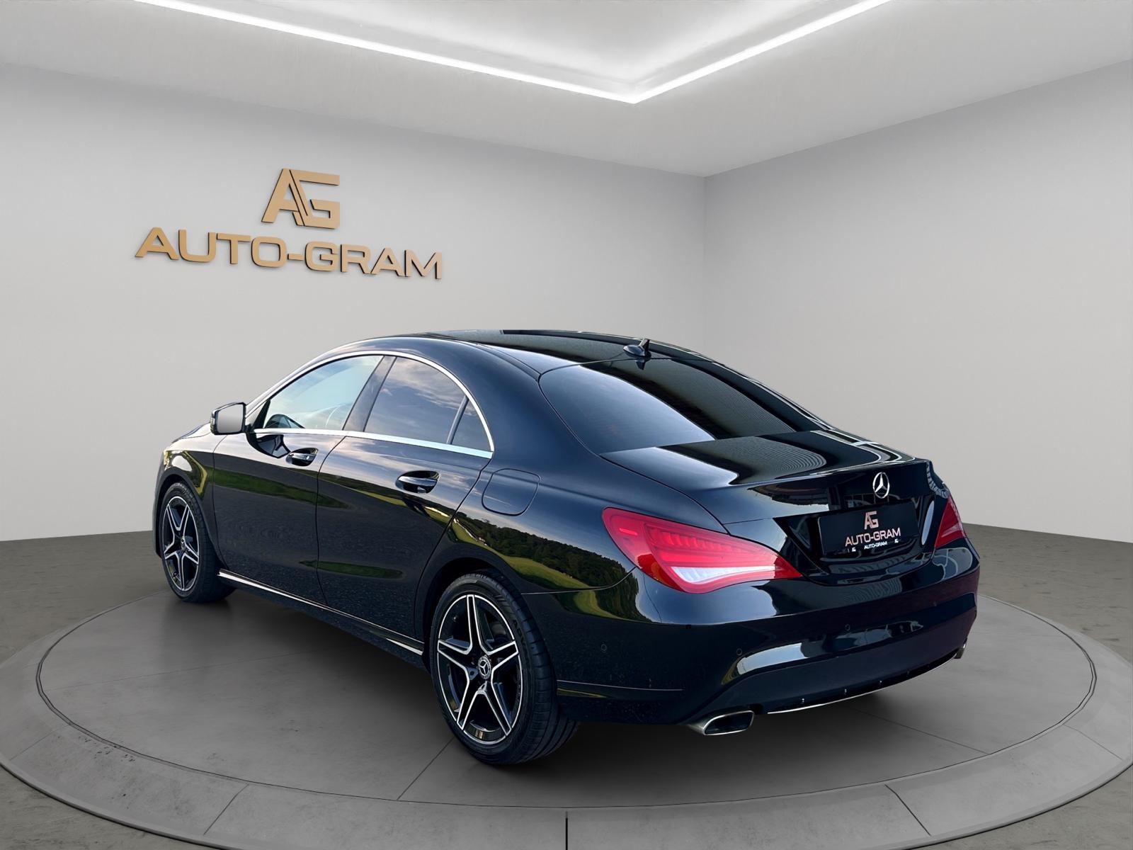 MERCEDES-BENZ CLA 200 AMG Line-showroom-element-2