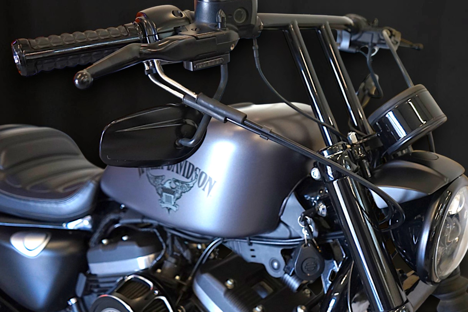 HARLEY-DAVIDSON XL 883 N Sportster Iron ABS-image-5