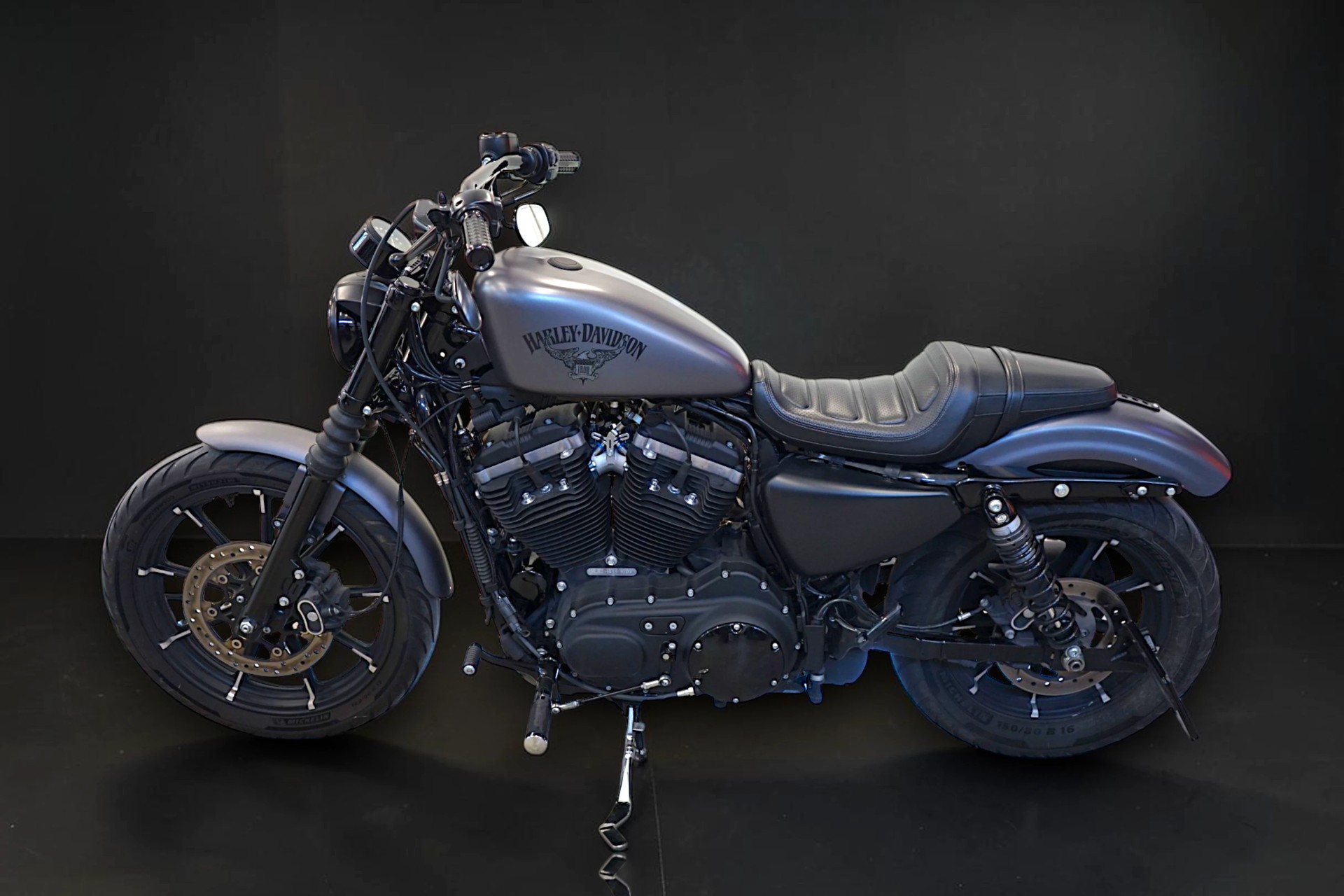 HARLEY-DAVIDSON XL 883 N Sportster Iron ABS-image-2