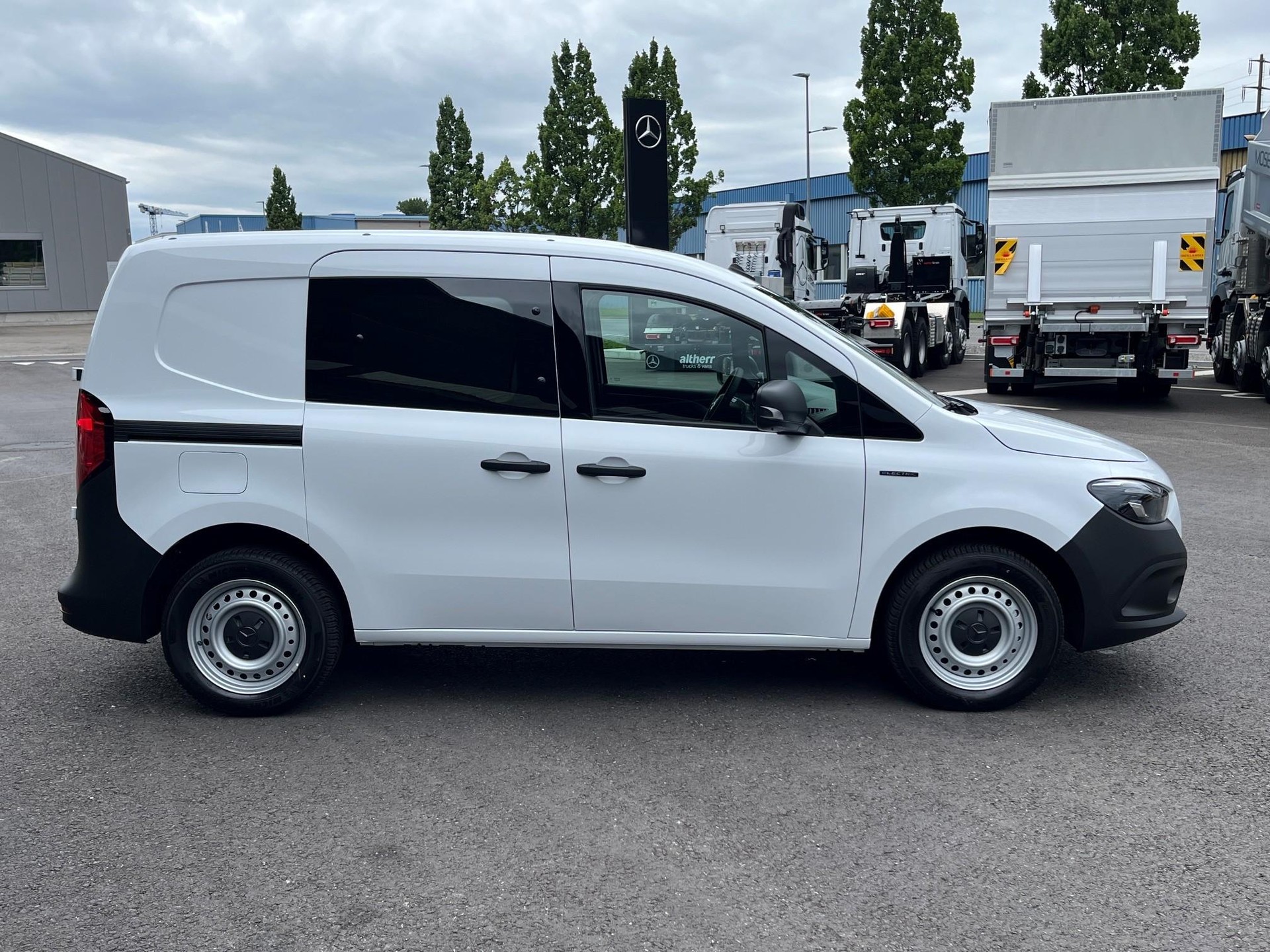 MERCEDES-BENZ eCitan Kaw. S 45 kWh Worker-showroom-element-3