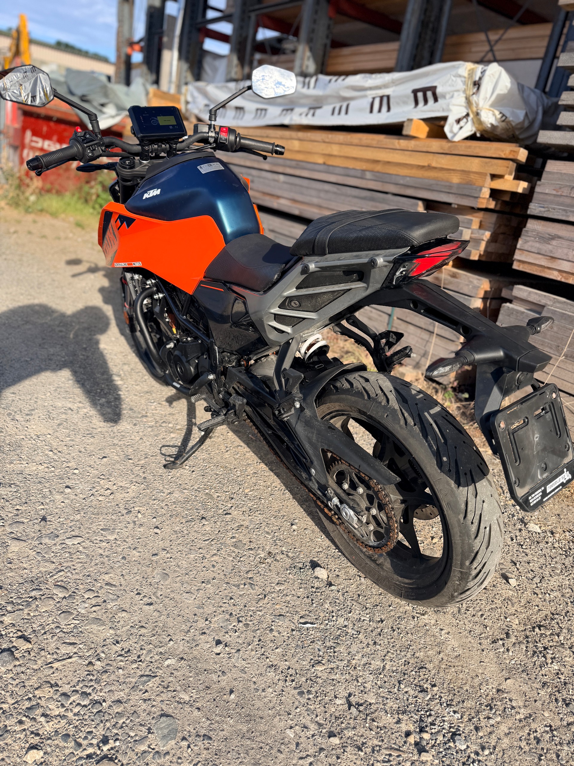 KTM 125 Duke-image-5
