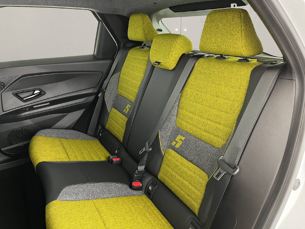 RENAULT R5 E-Tech Comfort Range iconic-image-16