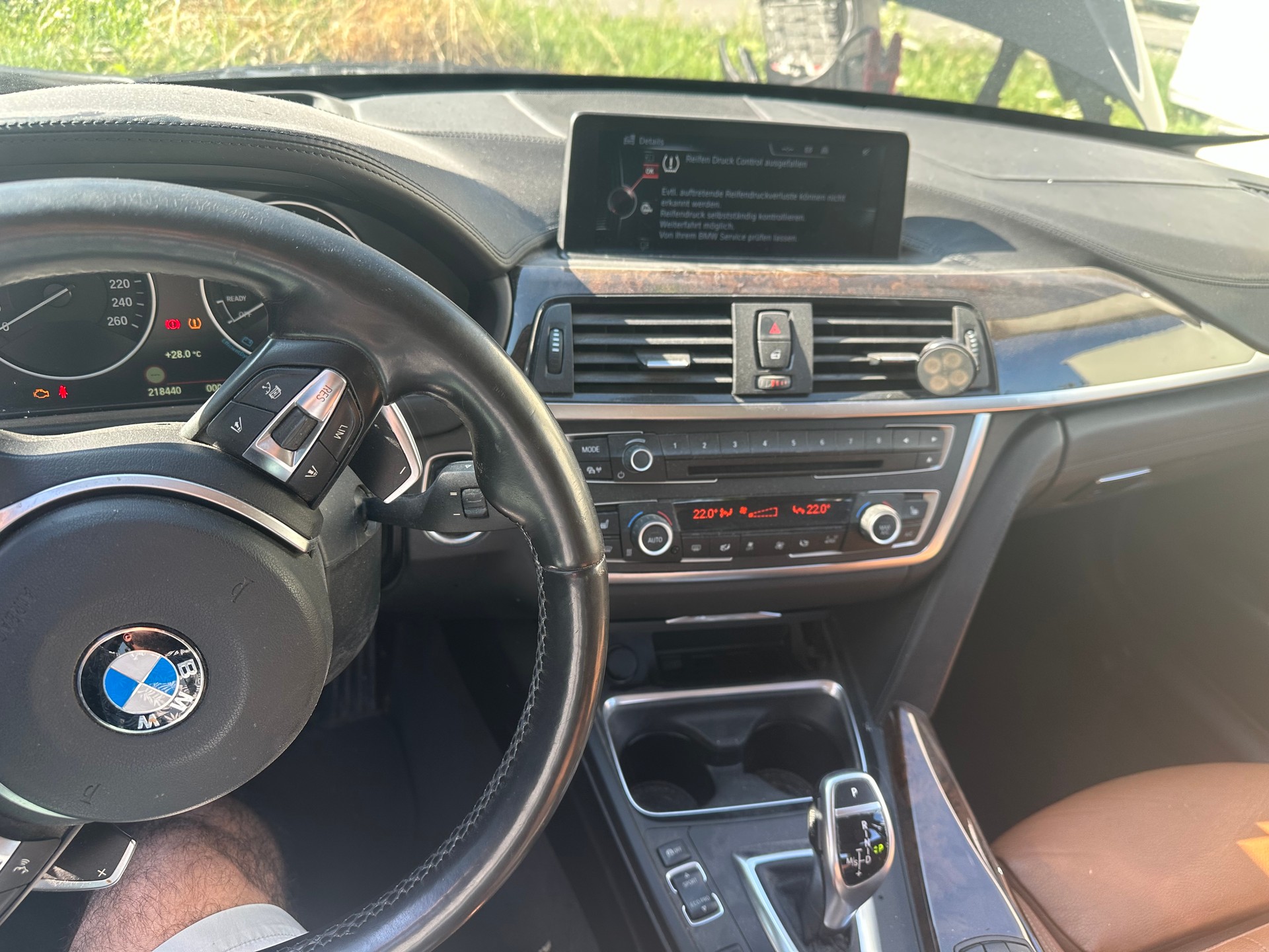BMW 335d xDrive Touring Modern Line Steptronic-image-11
