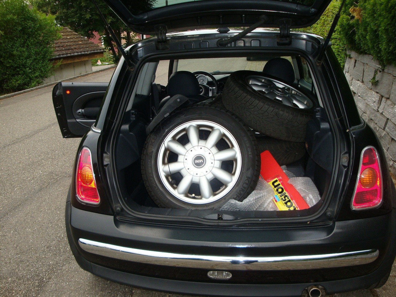 MINI One-image-9