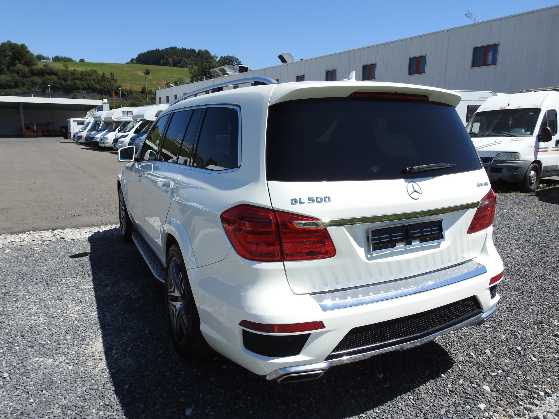 MERCEDES-BENZ GL 500 4Matic 7G-Tronic-showroom-element-3
