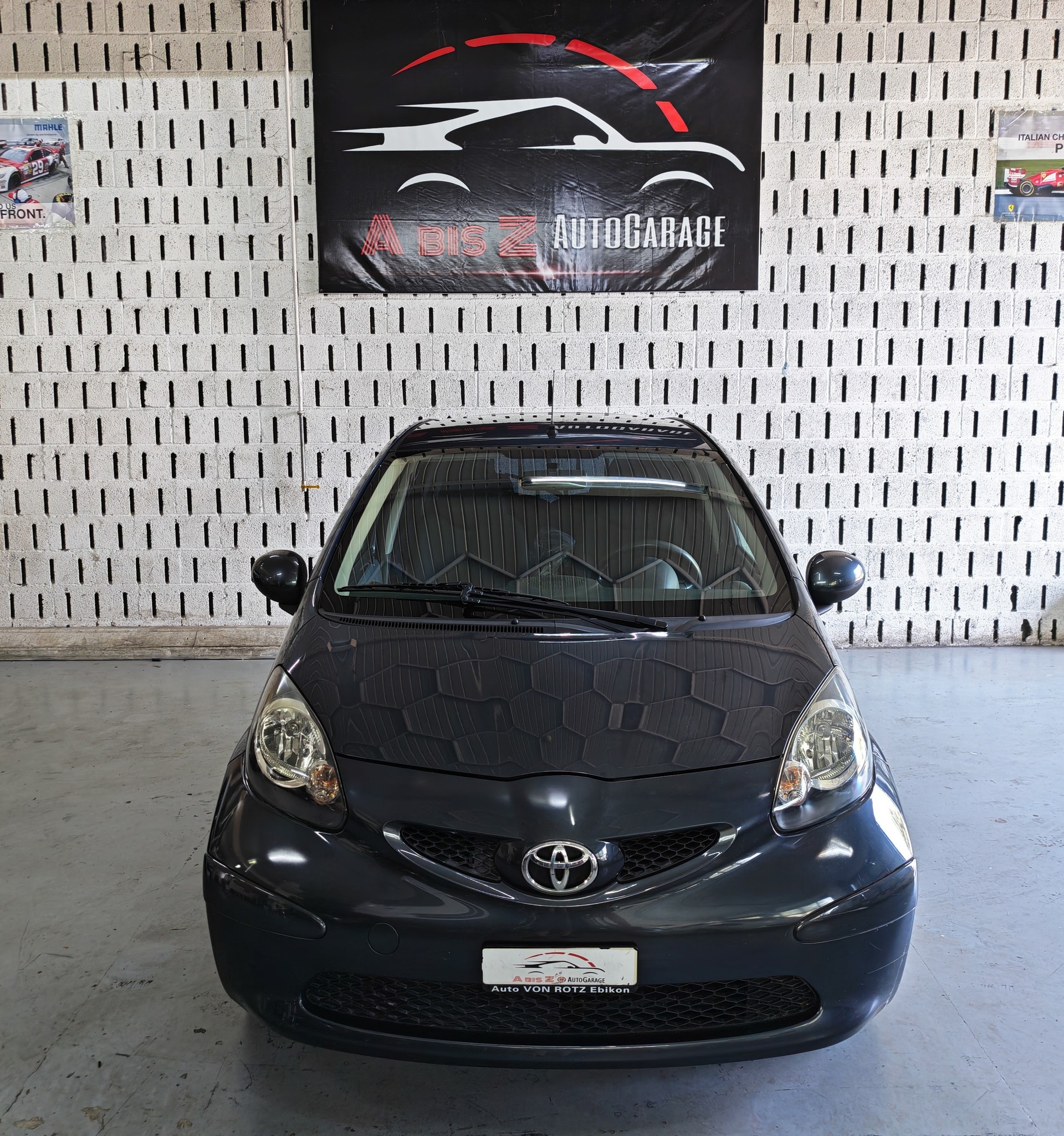 TOYOTA Aygo 1.0 Linea Sol-image-1