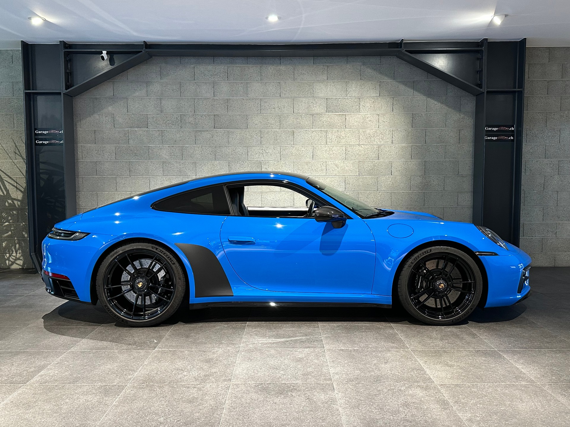 PORSCHE 911 Carrera GTS PDK-image-3
