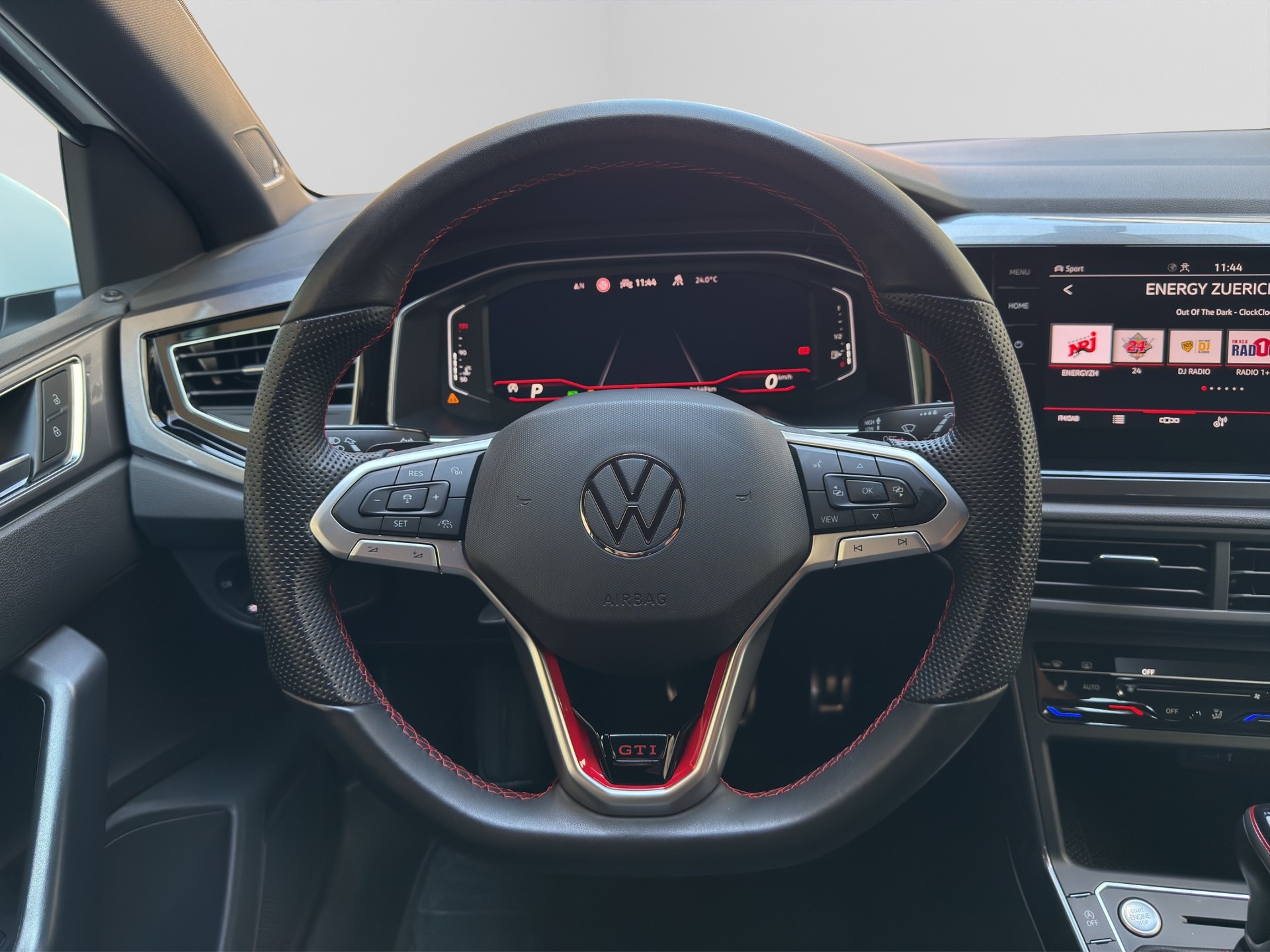 VW Polo 2.0 TSI GTI 75 Edition-image-13