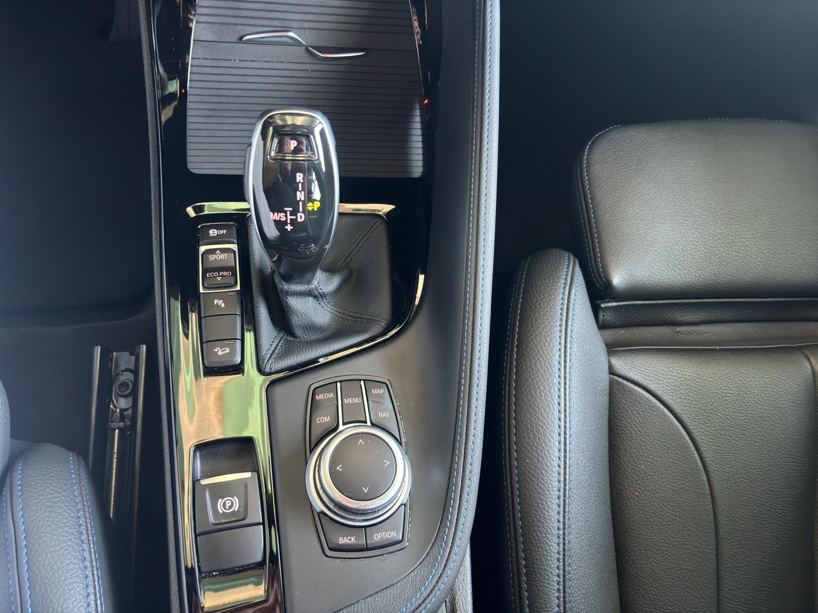 BMW X1 25d xDrive SAG-image-17